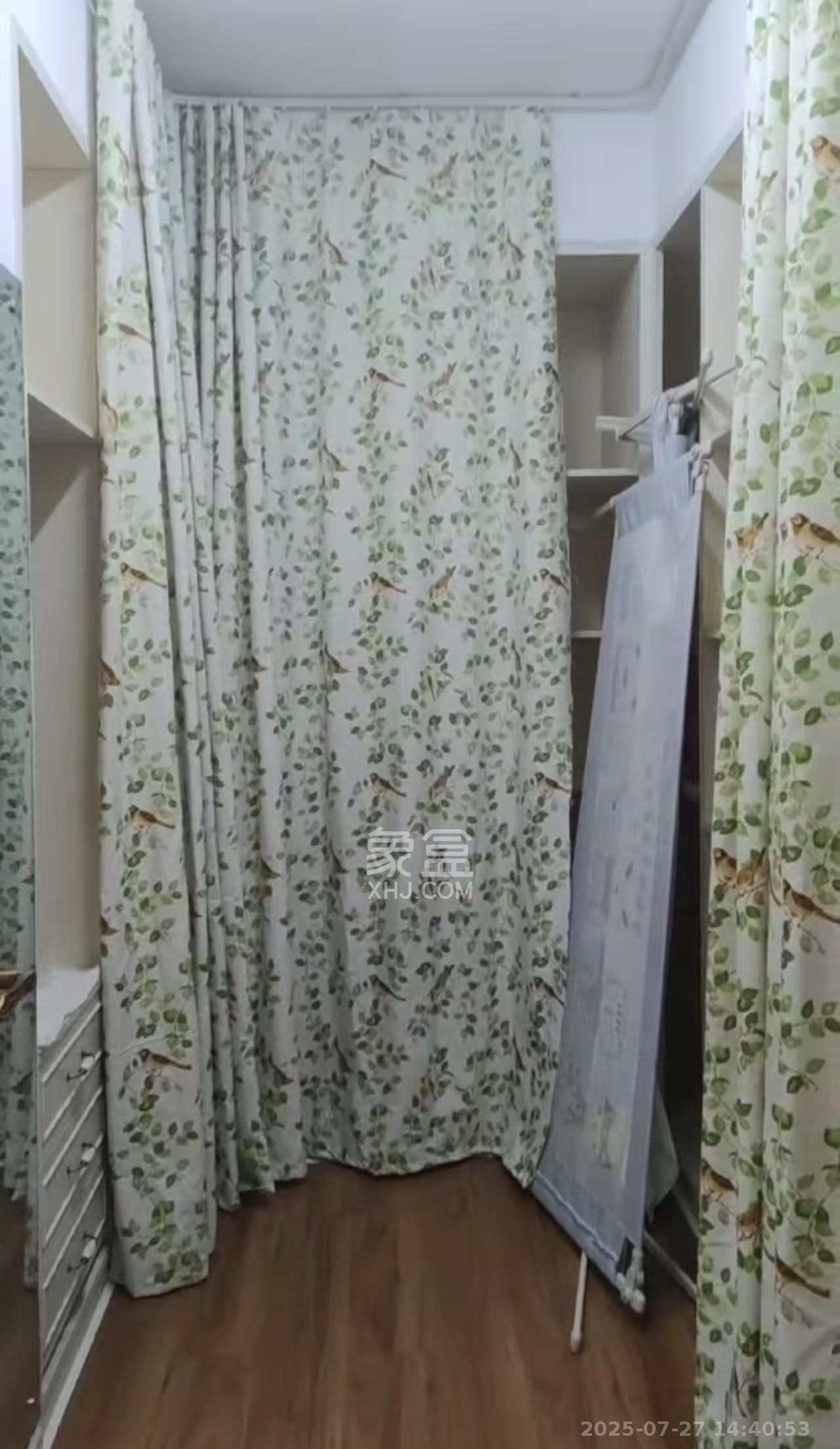 湖南报业文化城（米地亚家园）  4室2厅2卫    2000.0元/月室内图