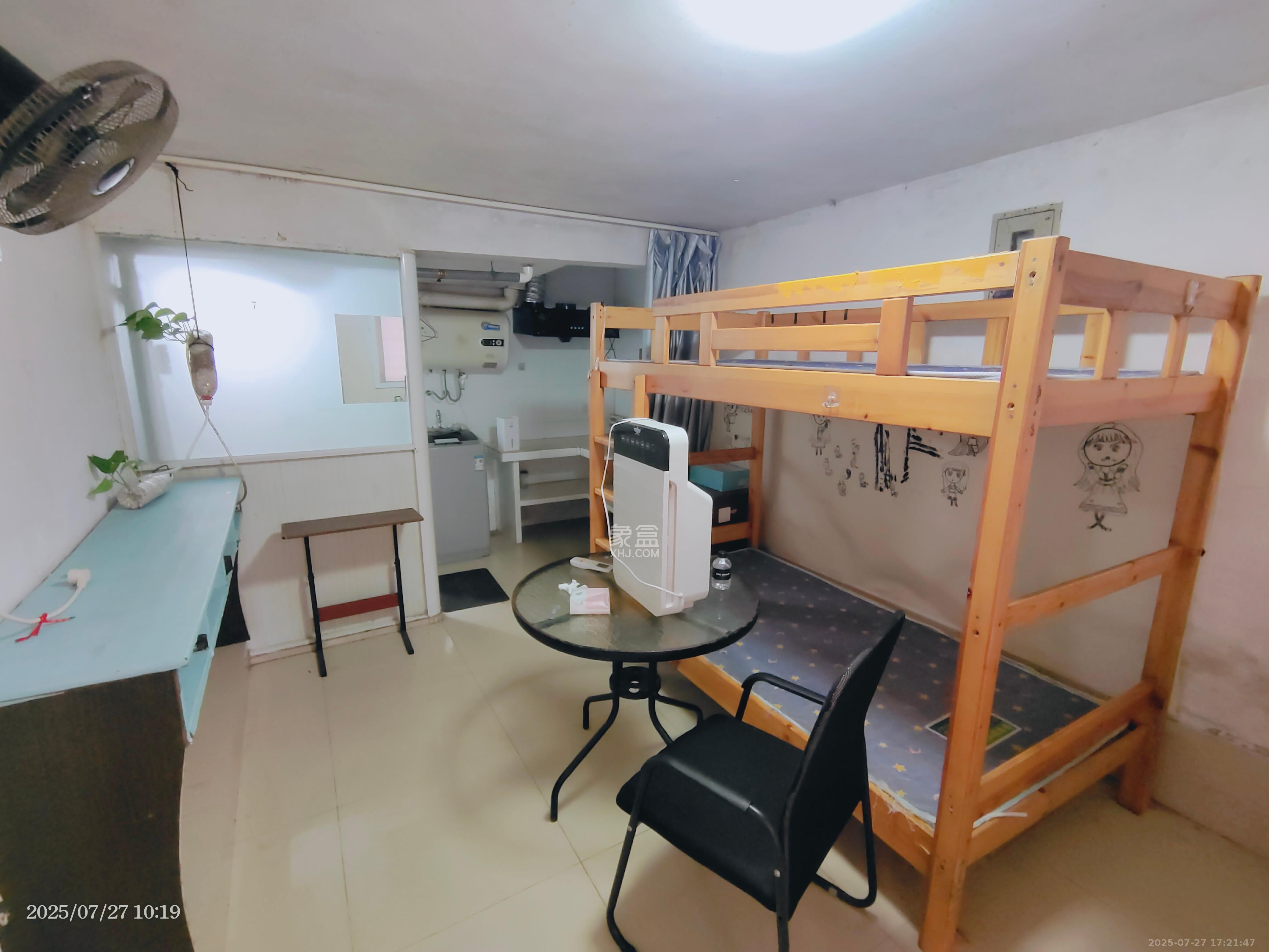 恩瑞麓山名园(龙王港小区) 1室0厅0卫 600.0元/月 恩瑞麓山名园(龙王港小区) 1室0厅0卫 600.0元/月室内图