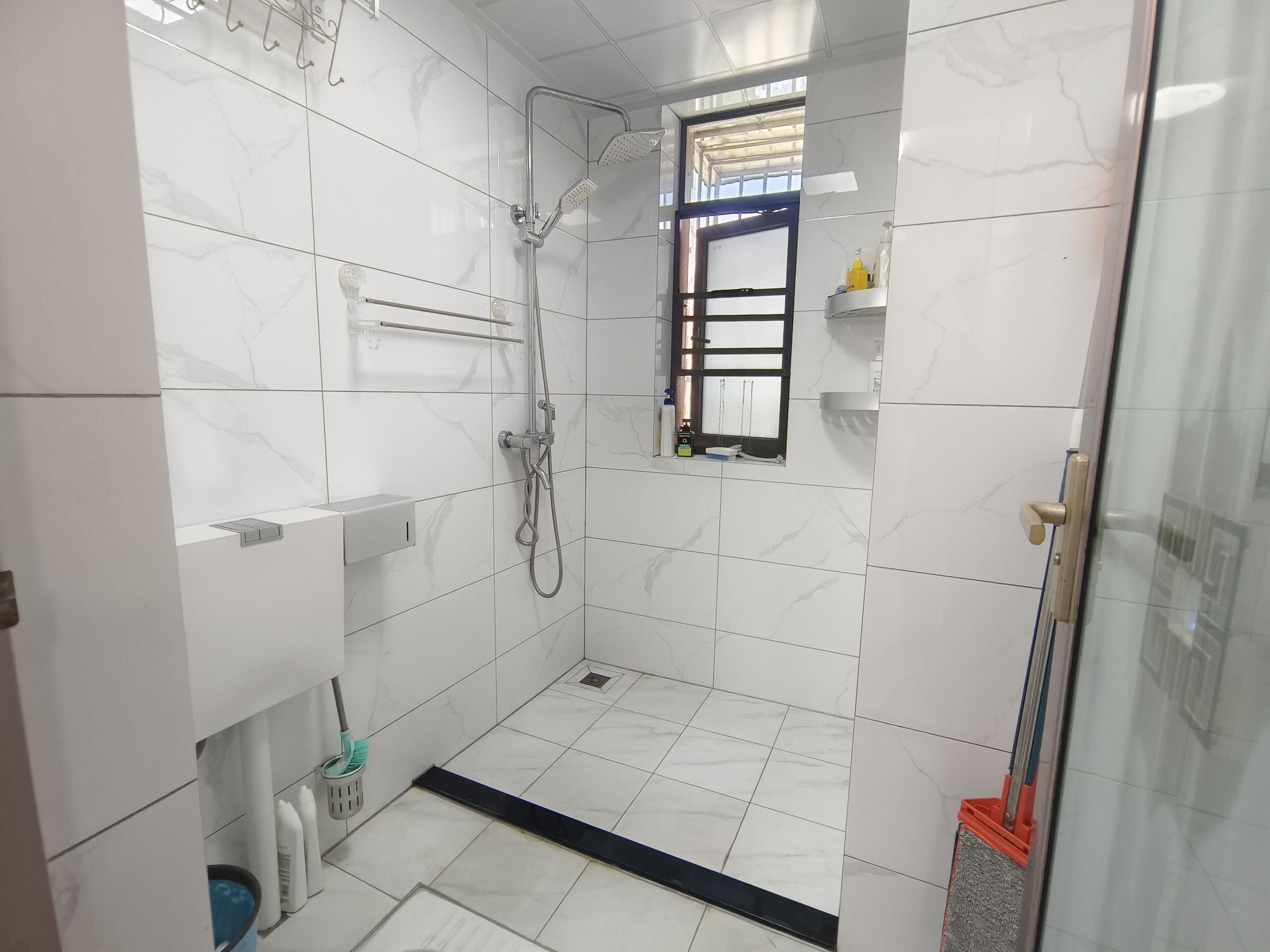 国兴城(B区) 4室2厅2卫 6800.0元/月 国兴城(B区) 4室2厅2卫 6800.0元/月室内图