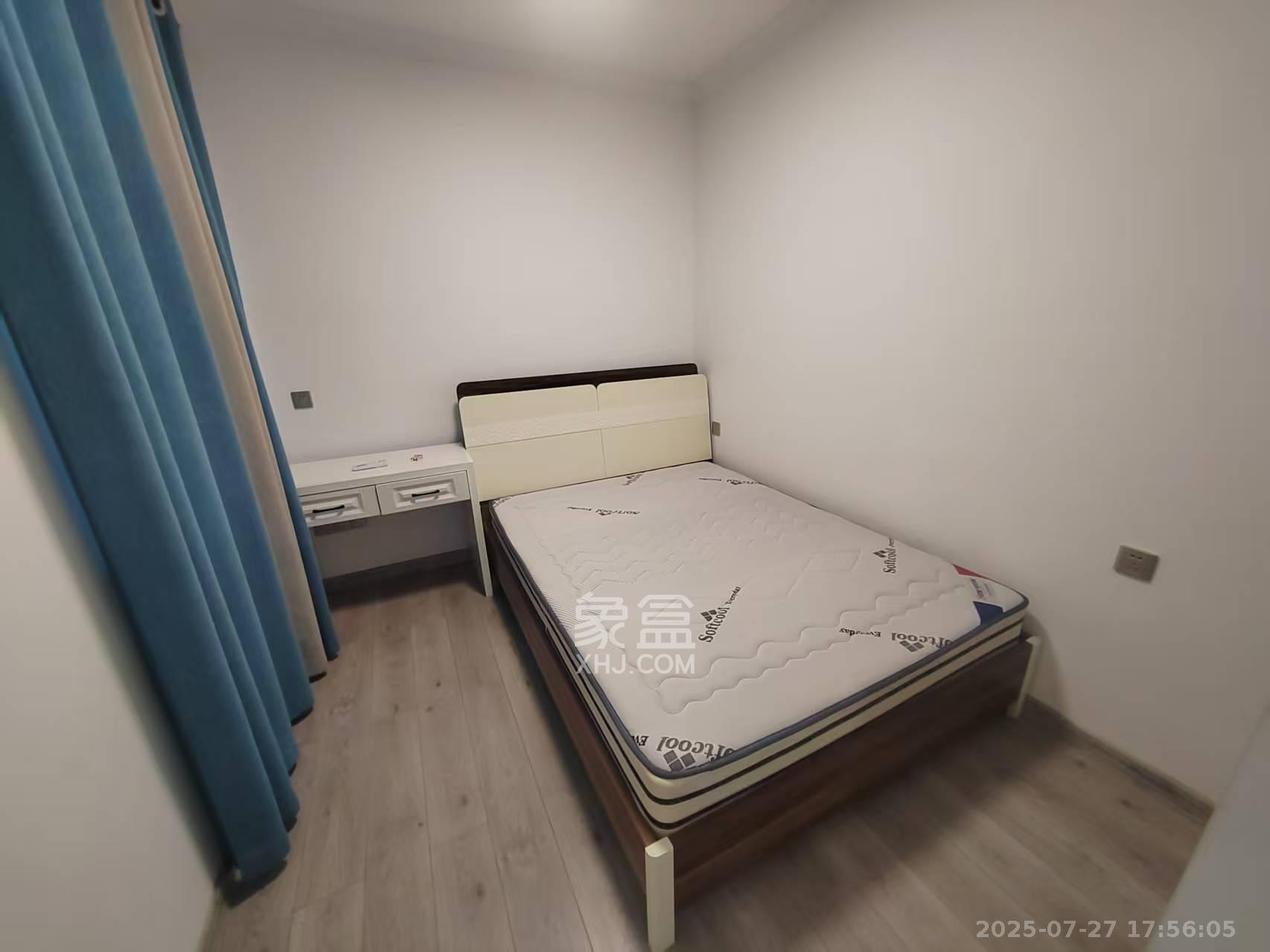 长房云时代  3室2厅1卫    2600.0元/月室内图
