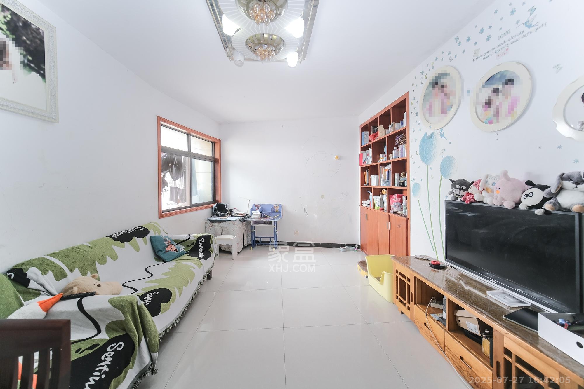 好望谷 3室2厅1卫 42.0万 好望谷 3室2厅1卫 42.0万客厅