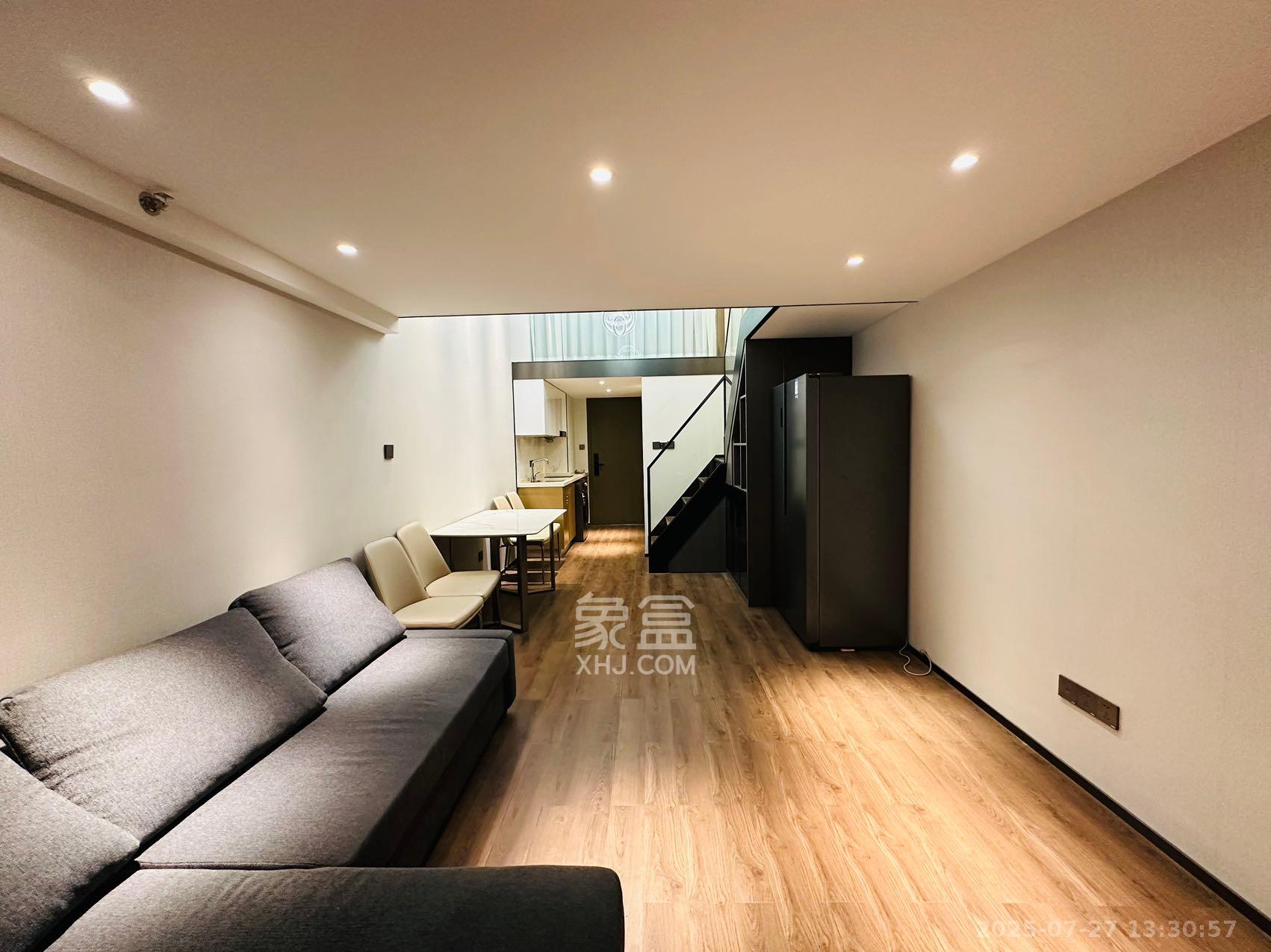 达美寰宇中心 2室1厅1卫 3000.0元/月 达美寰宇中心 2室1厅1卫 3000.0元/月室内图