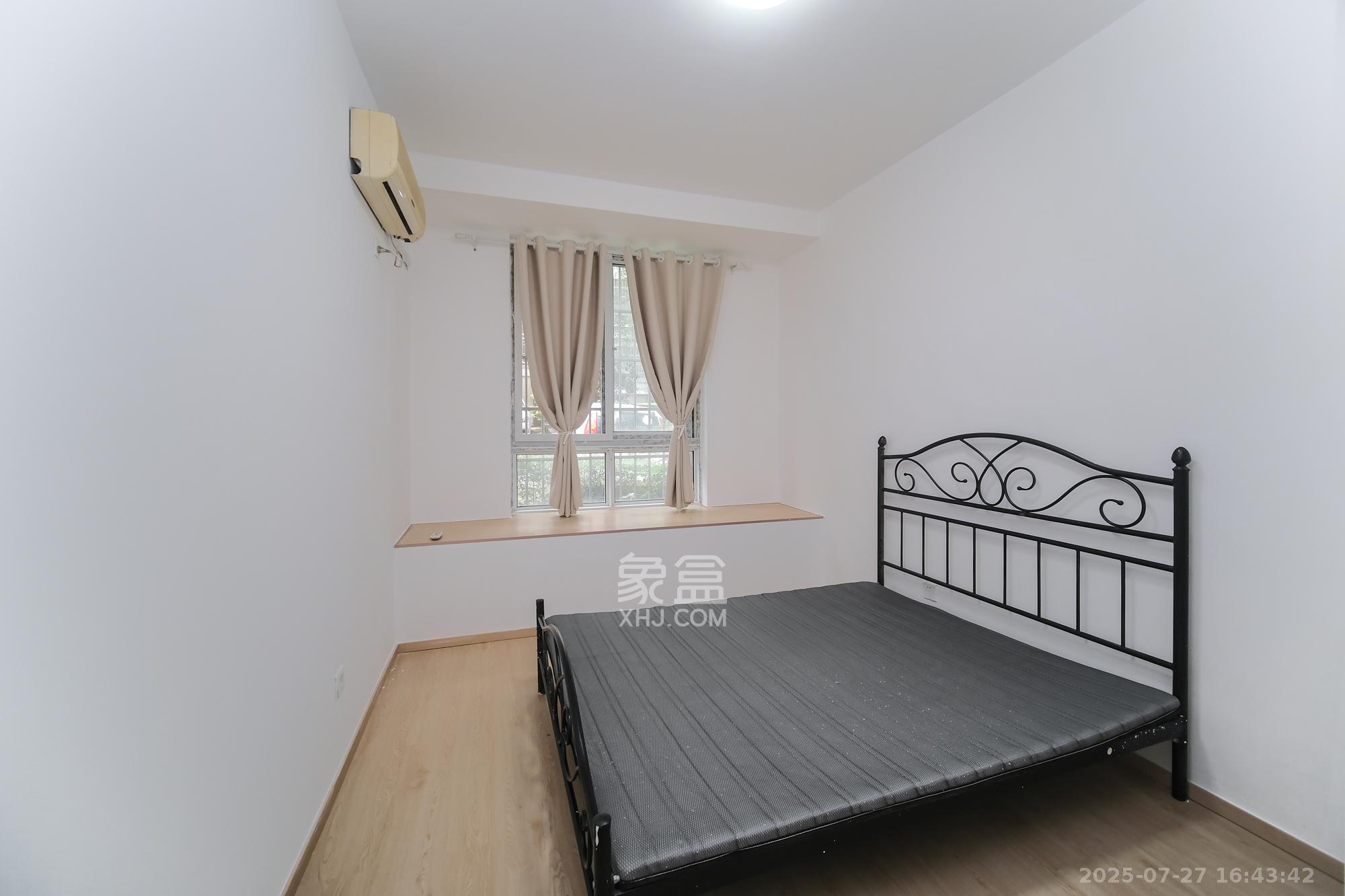 山水湾 3室2厅1卫 57.8万 山水湾 3室2厅1卫 57.8万卧室