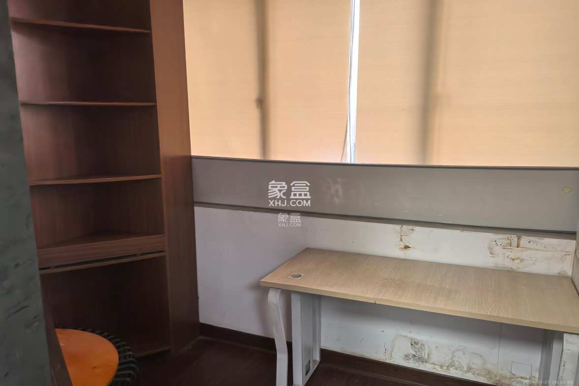 蓝色地标 3室2厅1卫 5000.0元/月 蓝色地标 3室2厅1卫 5000.0元/月室内图