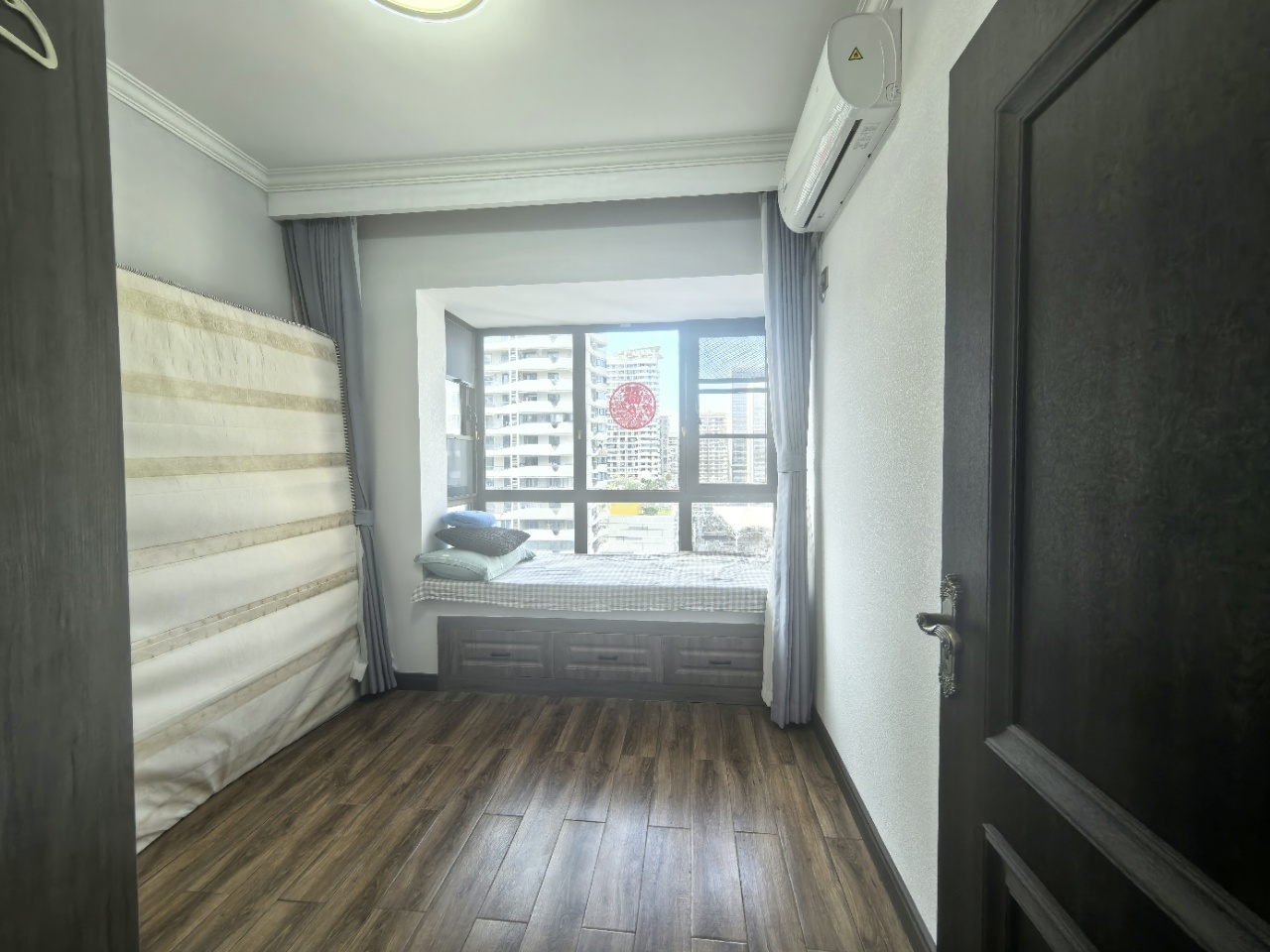 三弦慧府 4室2厅2卫 220.0万 三弦慧府 4室2厅2卫 220.0万室内图