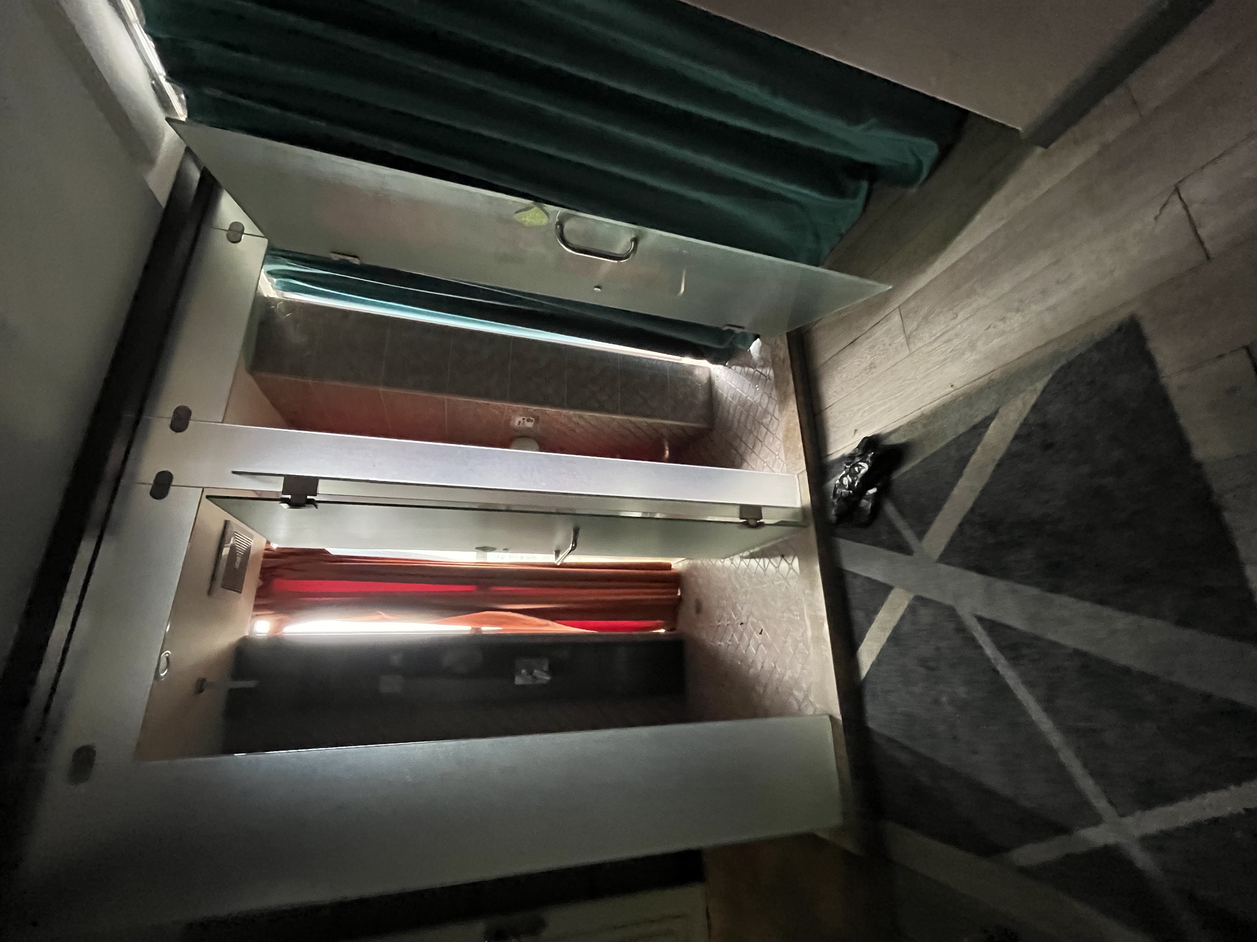 五洲富隆中心 4室0厅0卫 2500.0元/月 五洲富隆中心 4室0厅0卫 2500.0元/月室内图