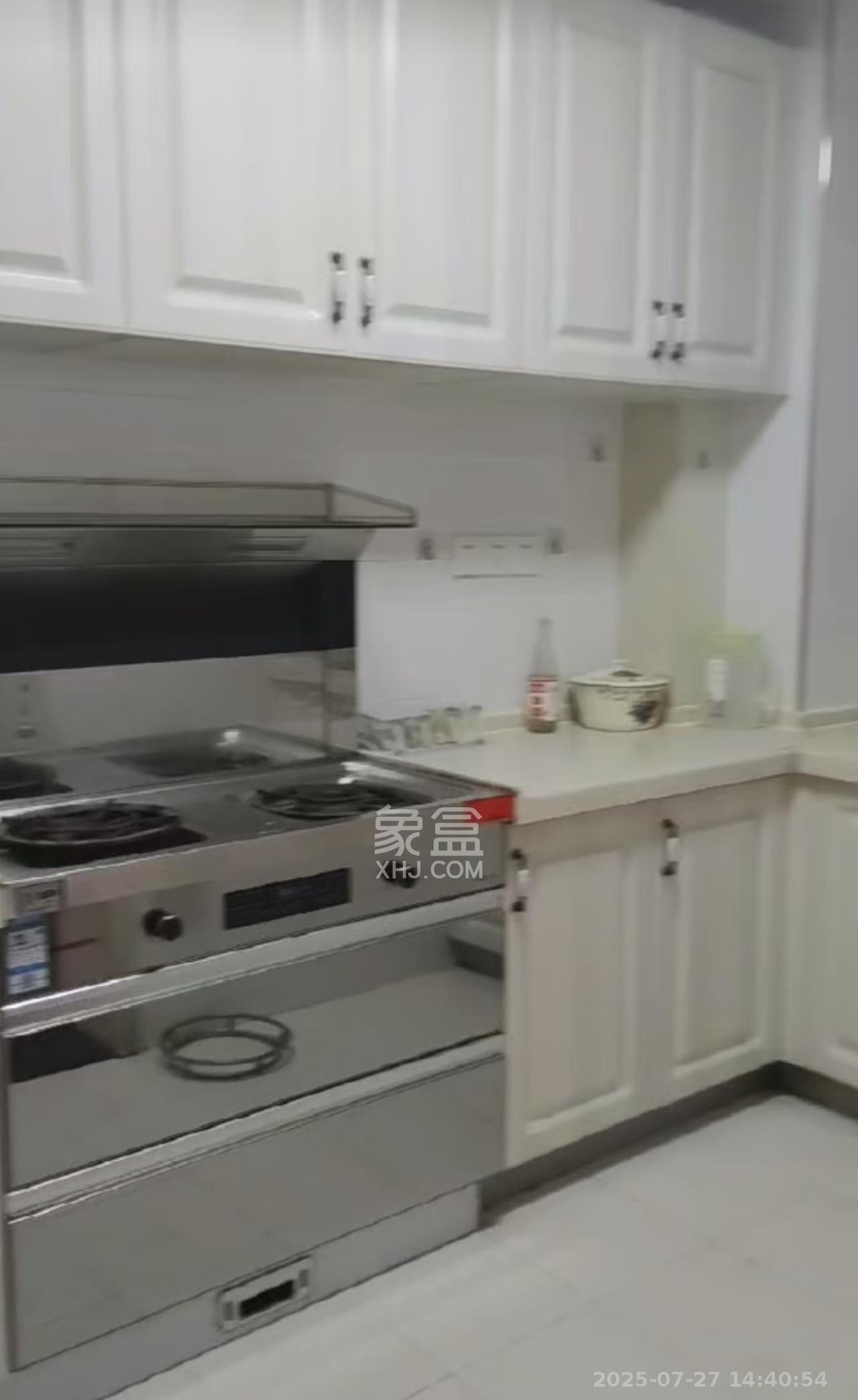 湖南报业文化城（米地亚家园）  4室2厅2卫    2000.0元/月室内图