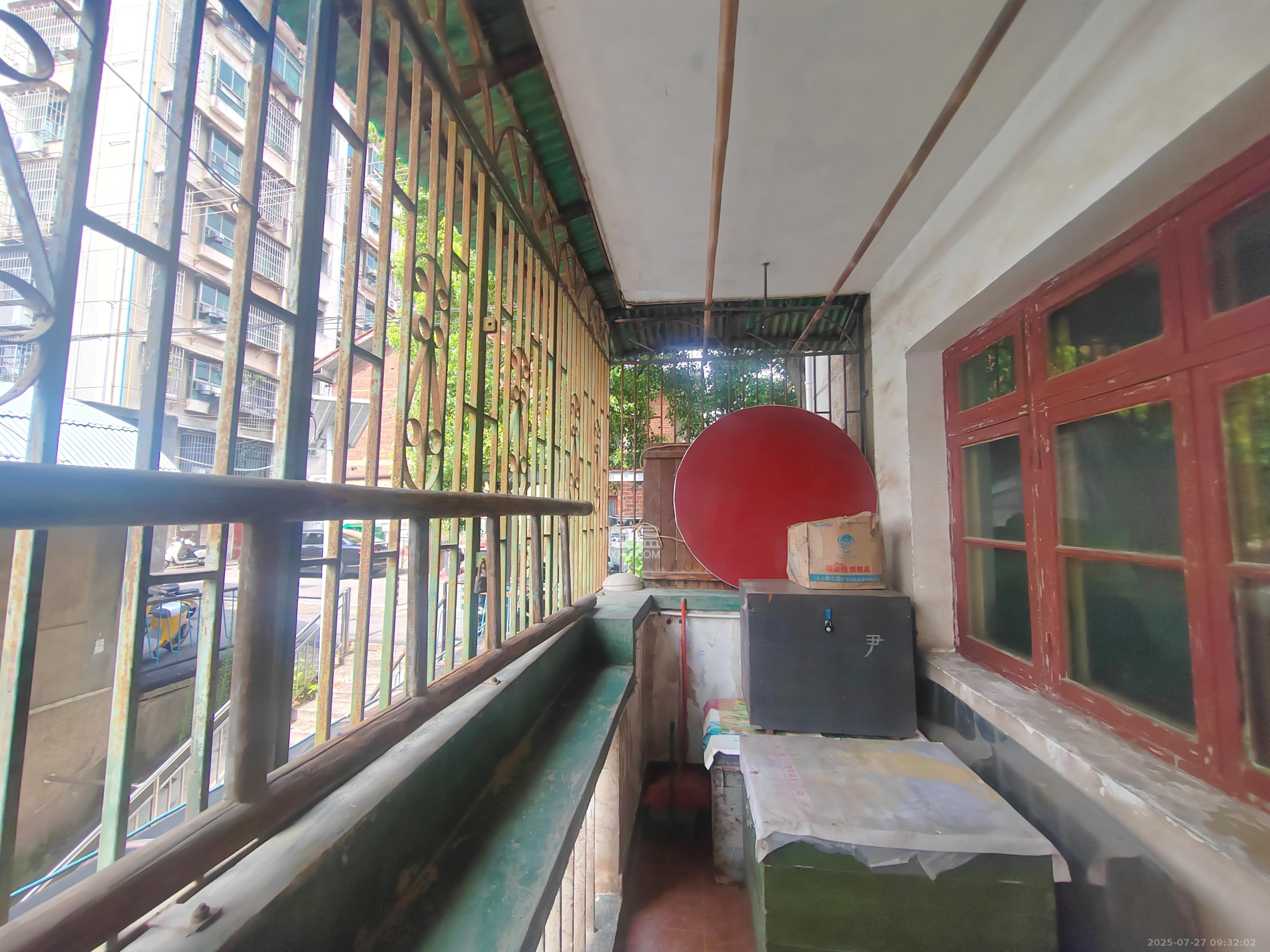 东瓜山一村送变电小区  2室1厅1卫    1100.0元/月 东瓜山一村送变电小区  2室1厅1卫    1100.0元/月室内图