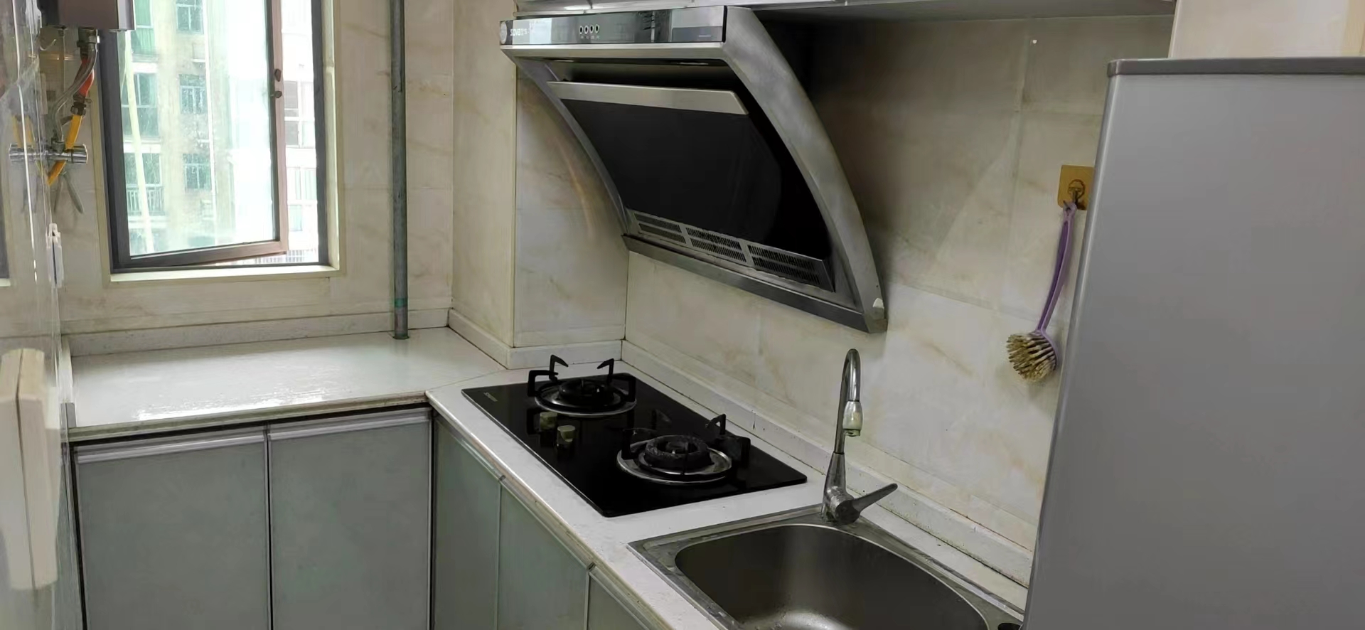 鹏利广场 1室1厅1卫 1000.0元/月 鹏利广场 1室1厅1卫 1000.0元/月室内图