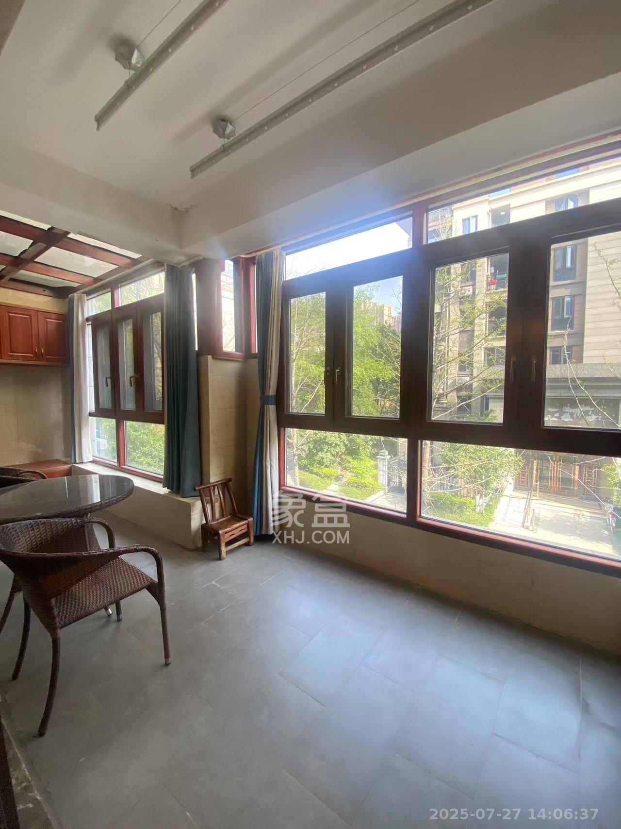 恒大御景天下城一期  3室2厅2卫    4200.0元/月室内图