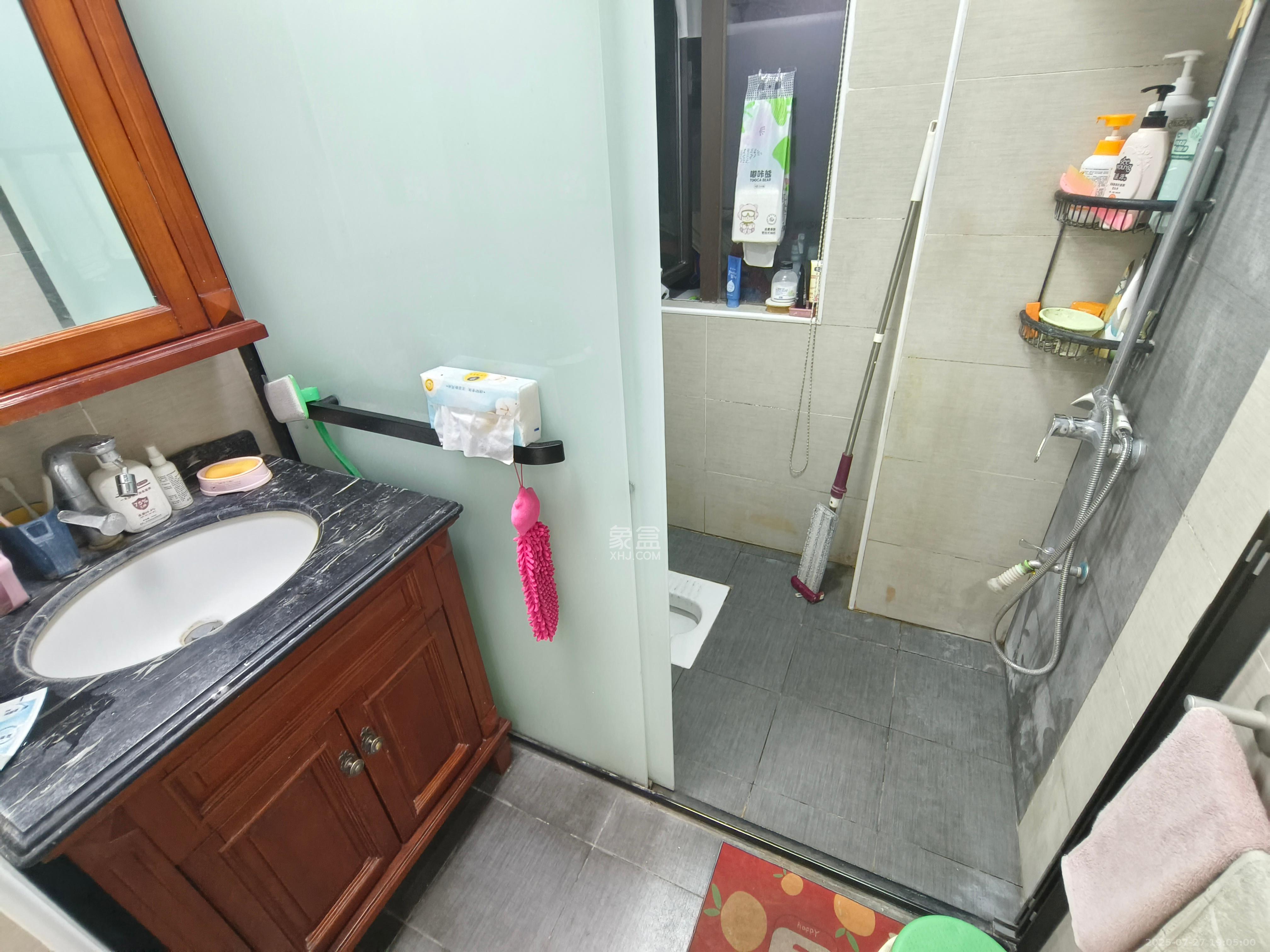 梅溪鑫苑名家  3室2厅1卫   2700.00元/月室内图