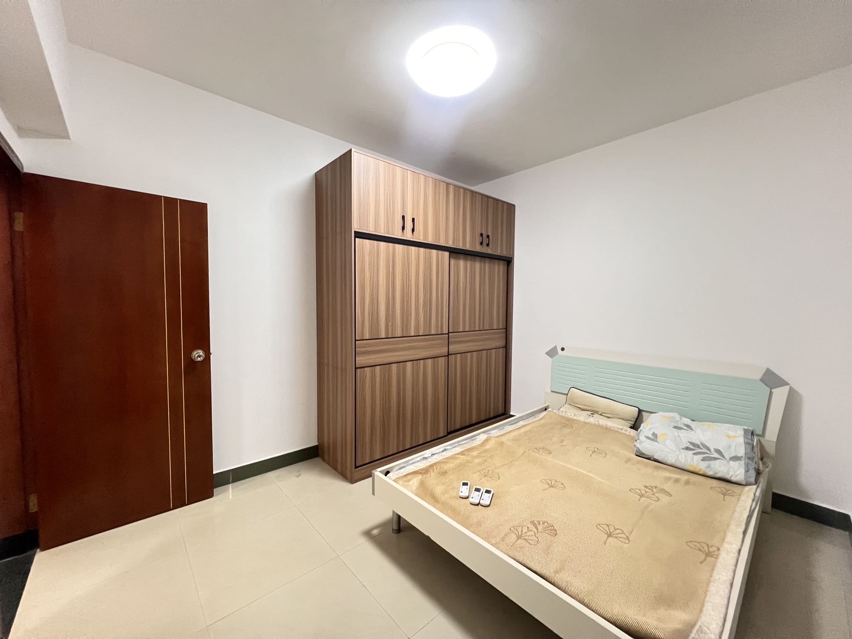 富丽花园  3室2厅2卫   3200.00元/月室内图