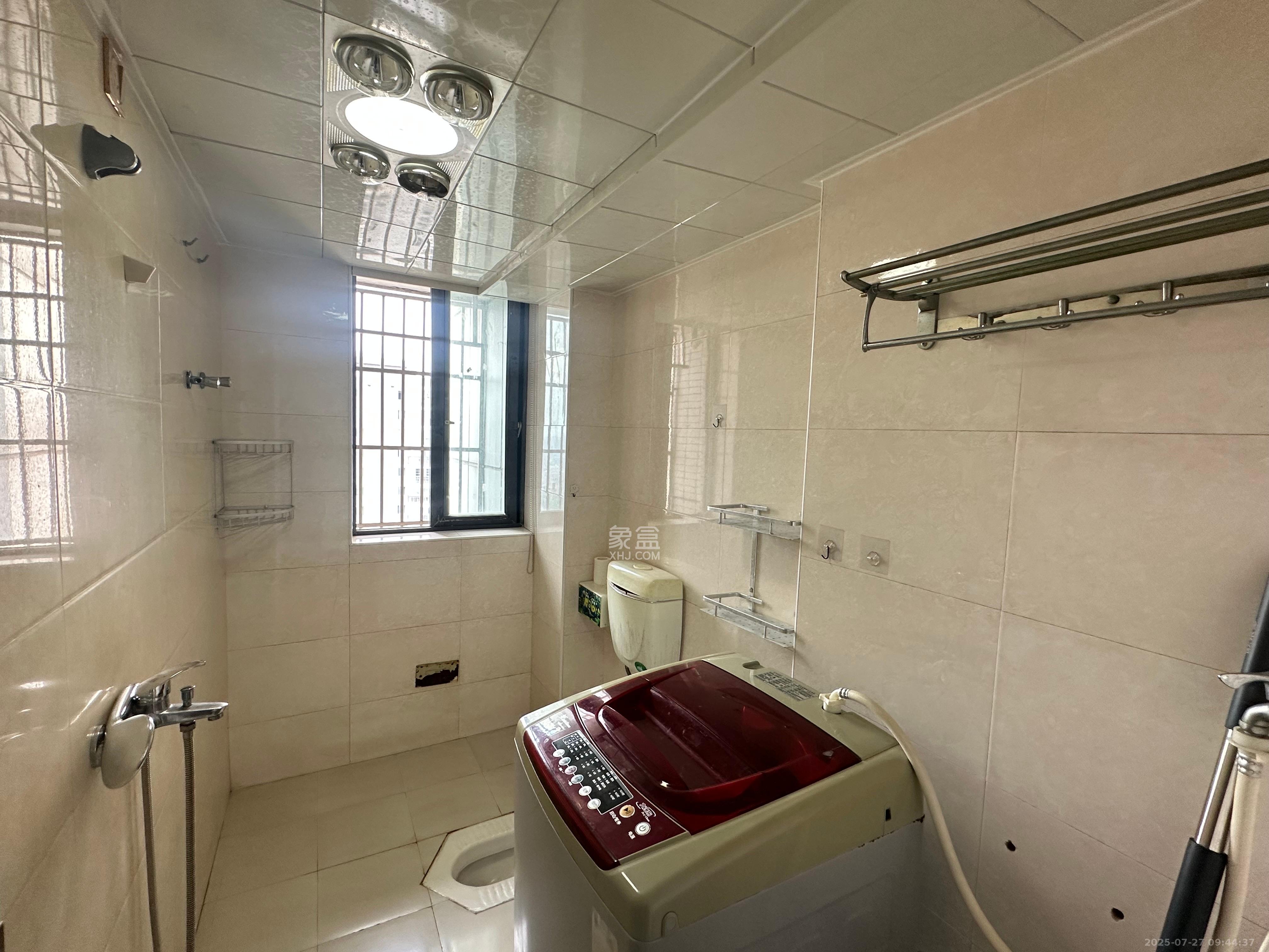 尚都花园城  2室2厅1卫    1800.0元/月 尚都花园城  2室2厅1卫    1800.0元/月室内图