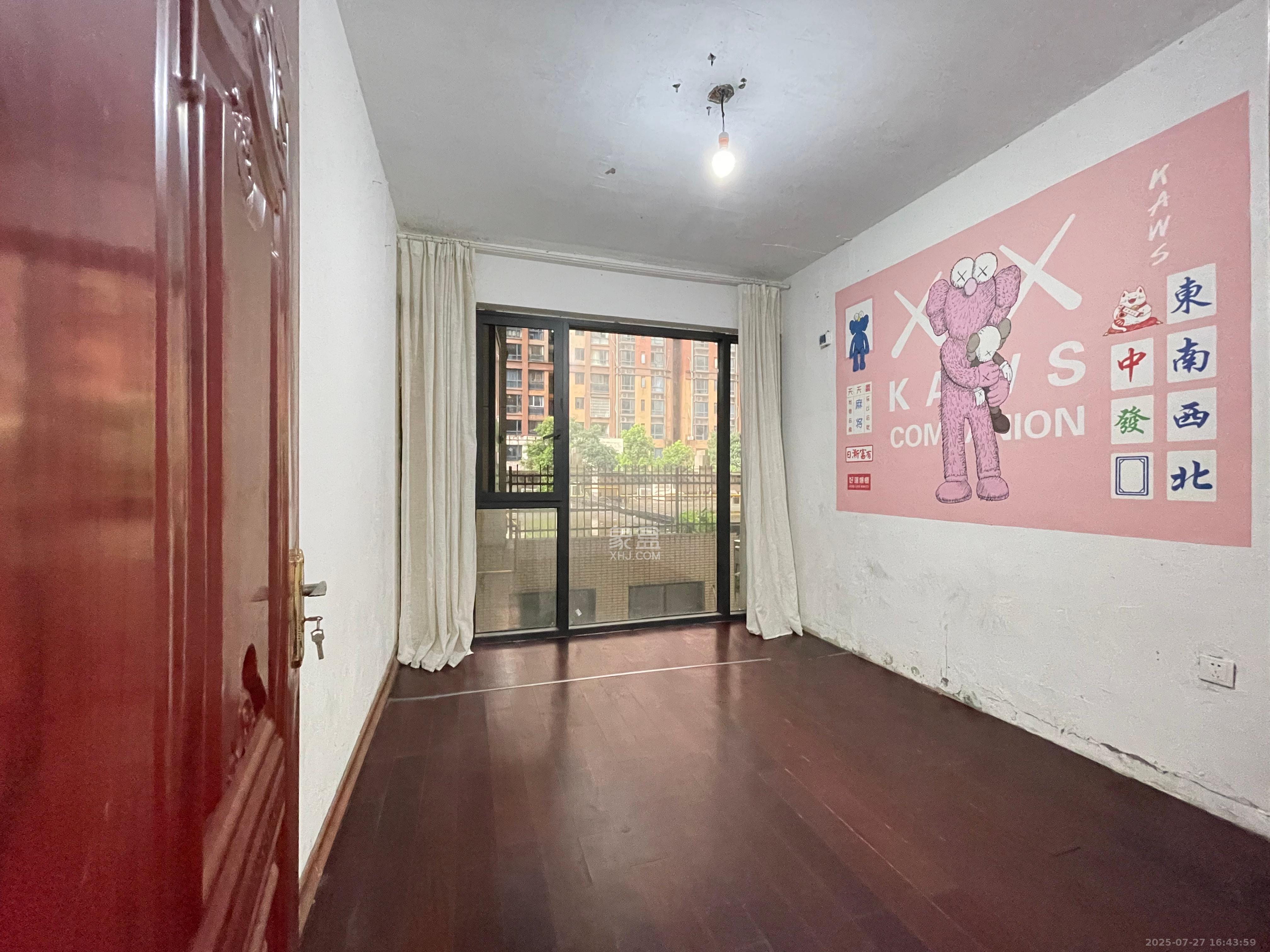 乾源国际  3室2厅1卫    1300.0元/月 乾源国际  3室2厅1卫    1300.0元/月室内图