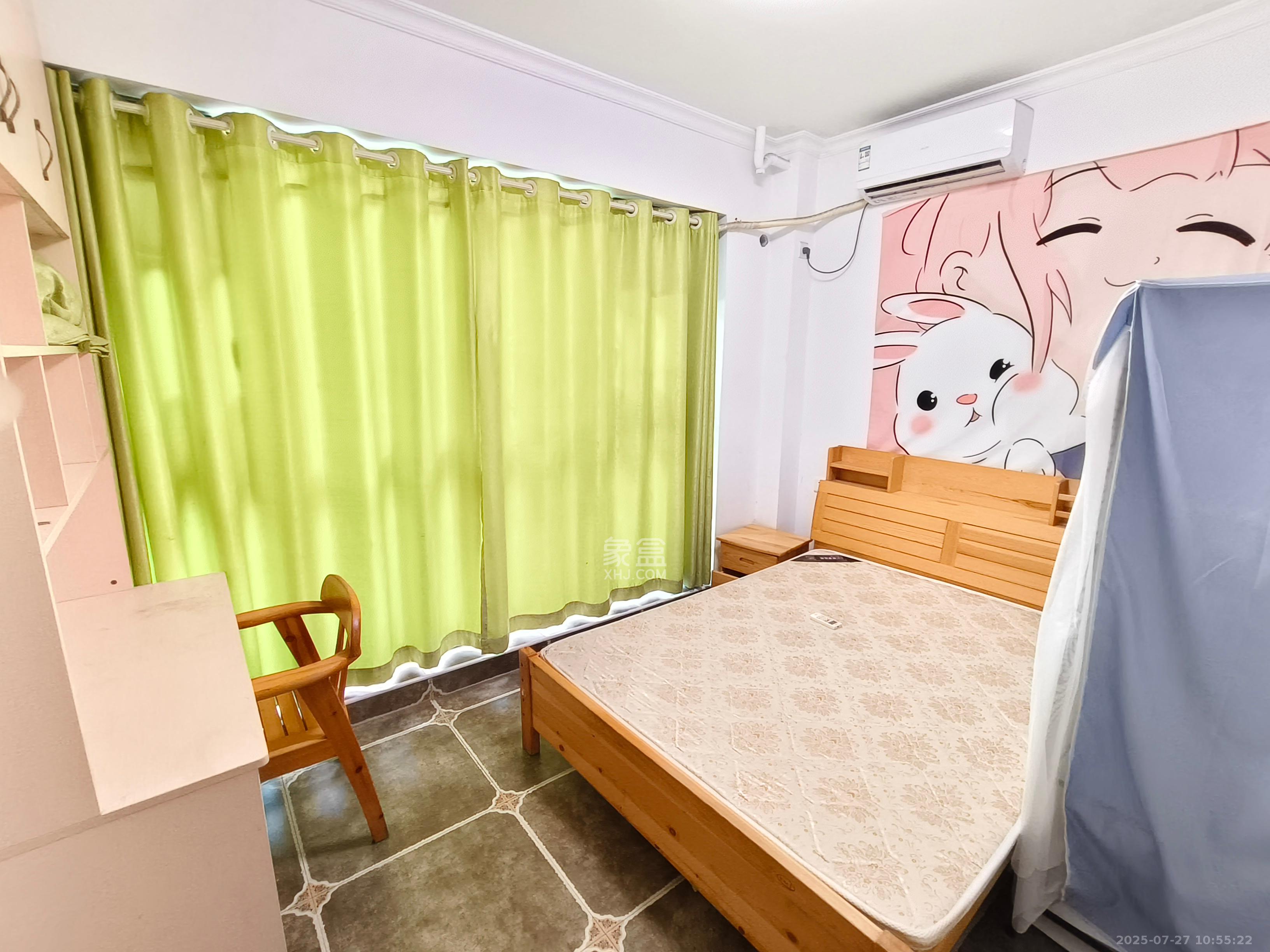 荣盛花语书苑 4室0厅0卫 3500.0元/月 荣盛花语书苑 4室0厅0卫 3500.0元/月室内图