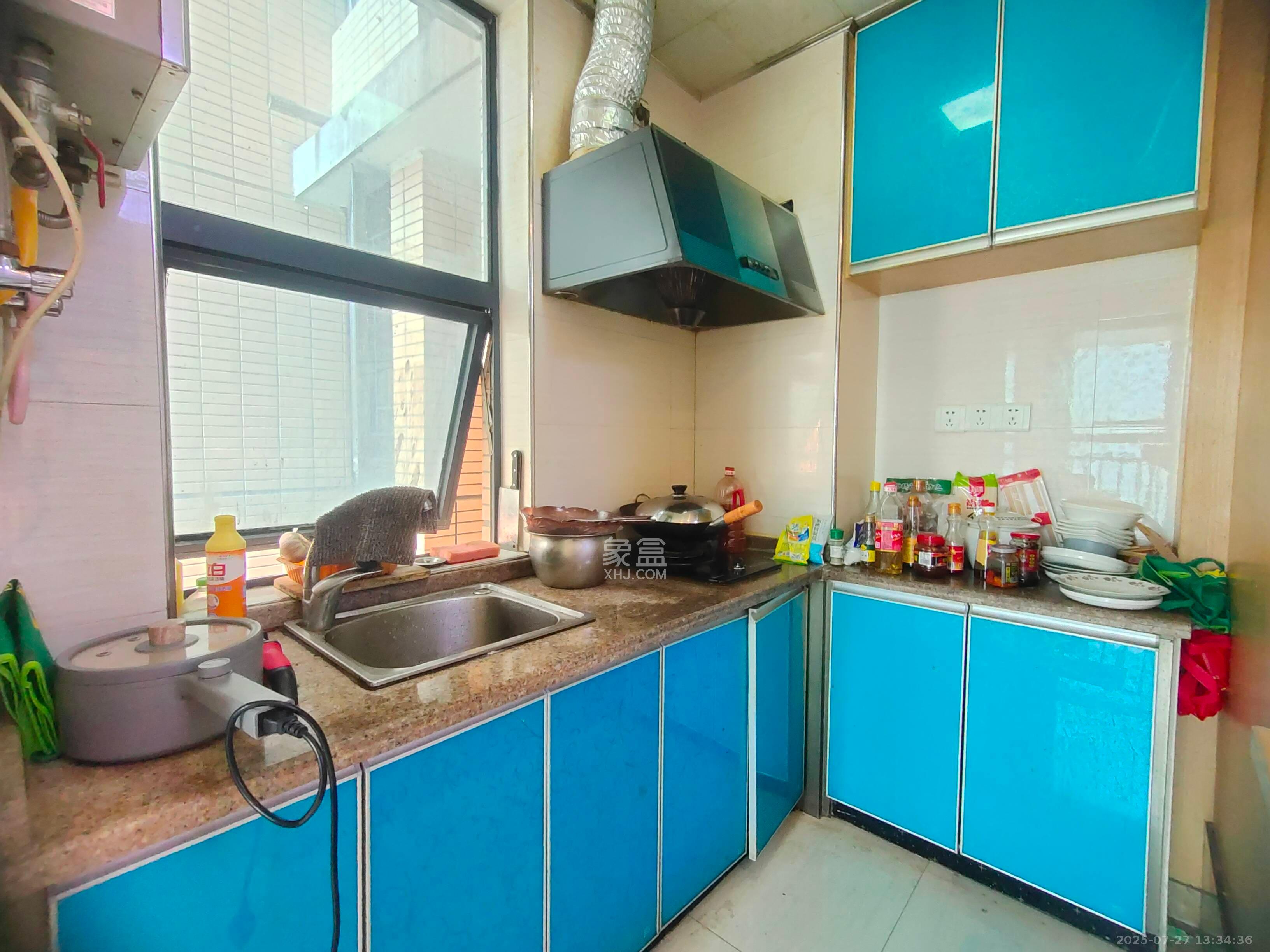 融圣国际  2室1厅1卫    2200.0元/月室内图