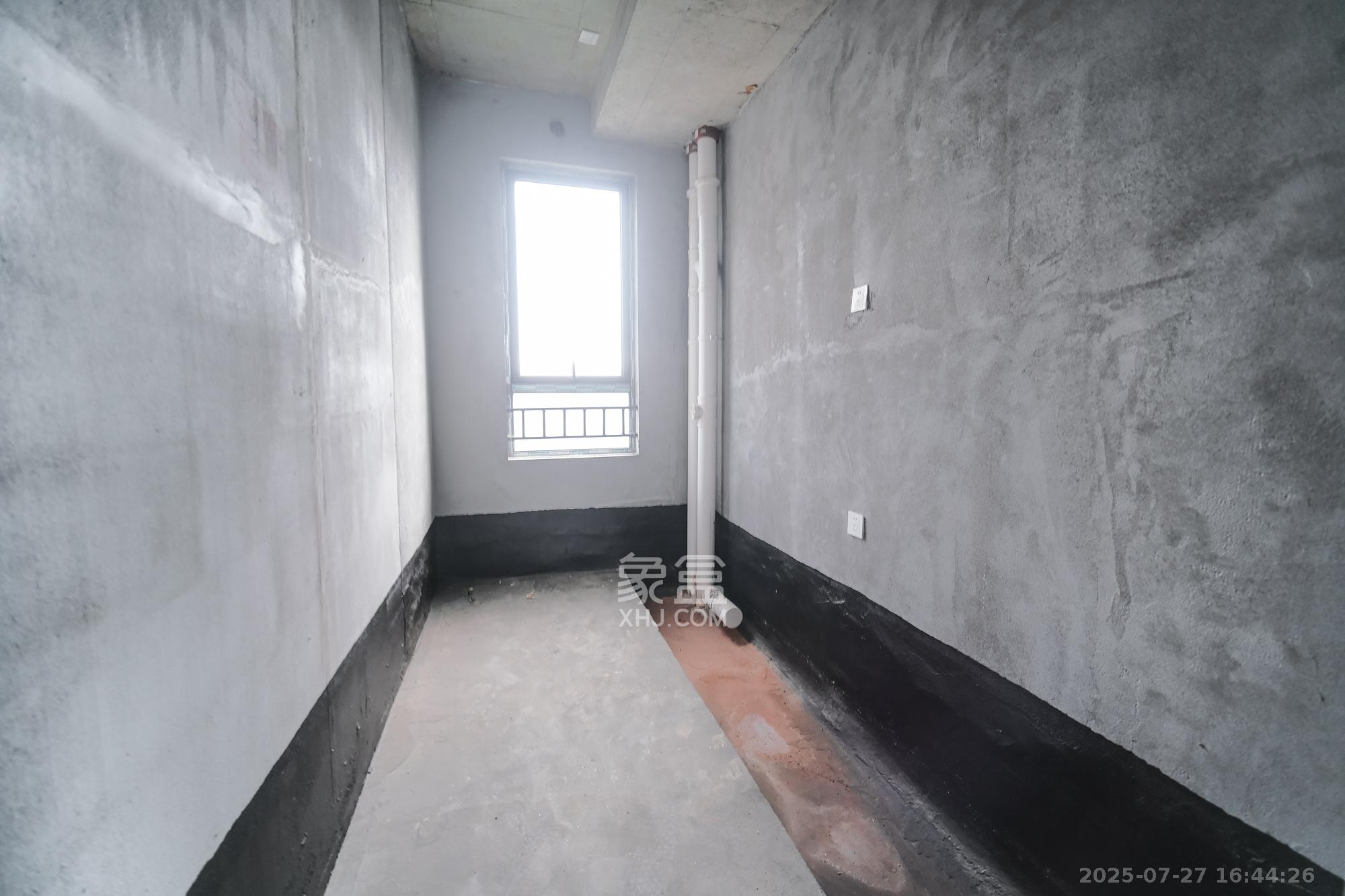 和顺府  4室2厅0卫    135.0万 和顺府  4室2厅0卫    135.0万卫生间