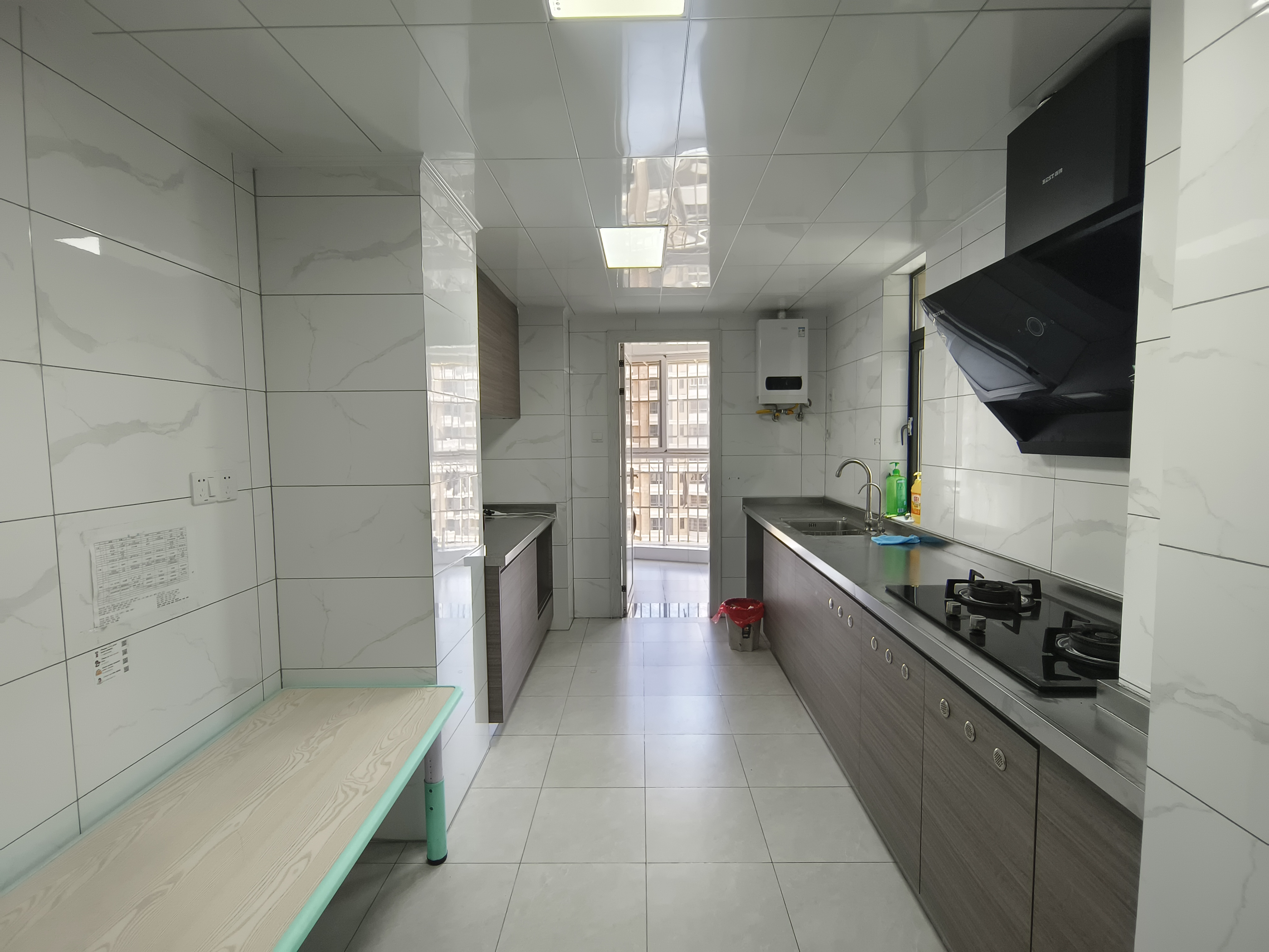 国兴城(B区) 4室2厅2卫 6800.0元/月 国兴城(B区) 4室2厅2卫 6800.0元/月室内图