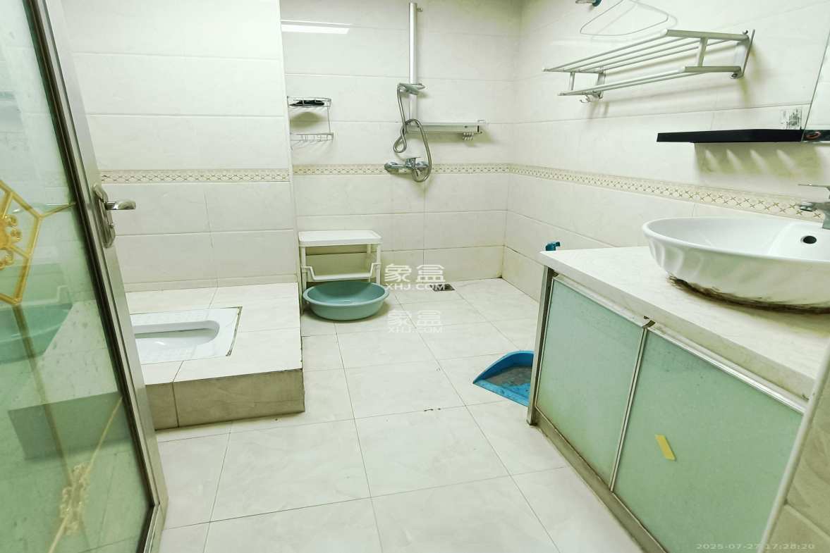 昌和商业中心/昌和国际 1室1厅1卫 1300.0元/月 昌和商业中心/昌和国际 1室1厅1卫 1300.0元/月室内图