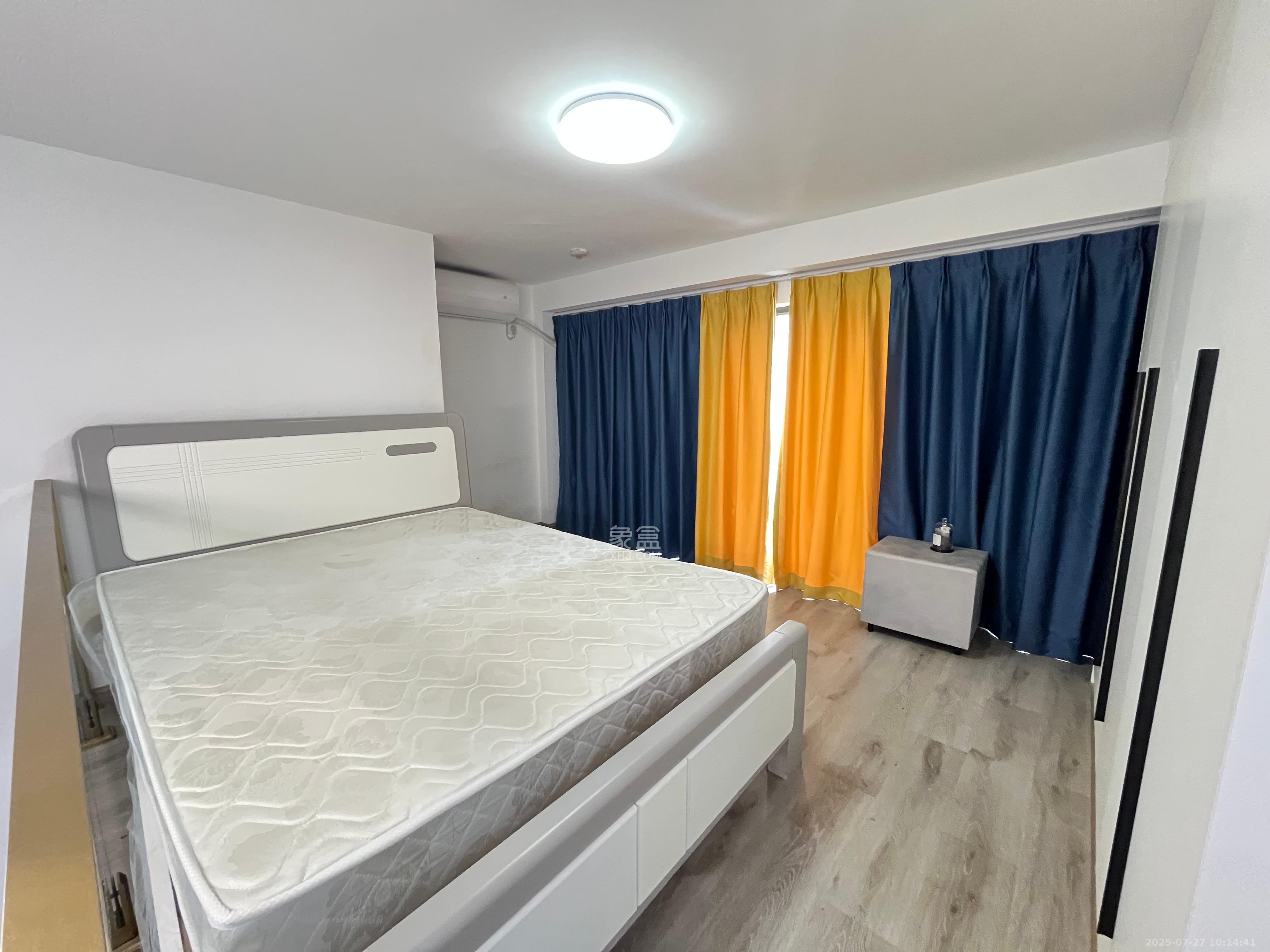 卓越中寰 2室1厅1卫 2200.0元/月 卓越中寰 2室1厅1卫 2200.0元/月室内图