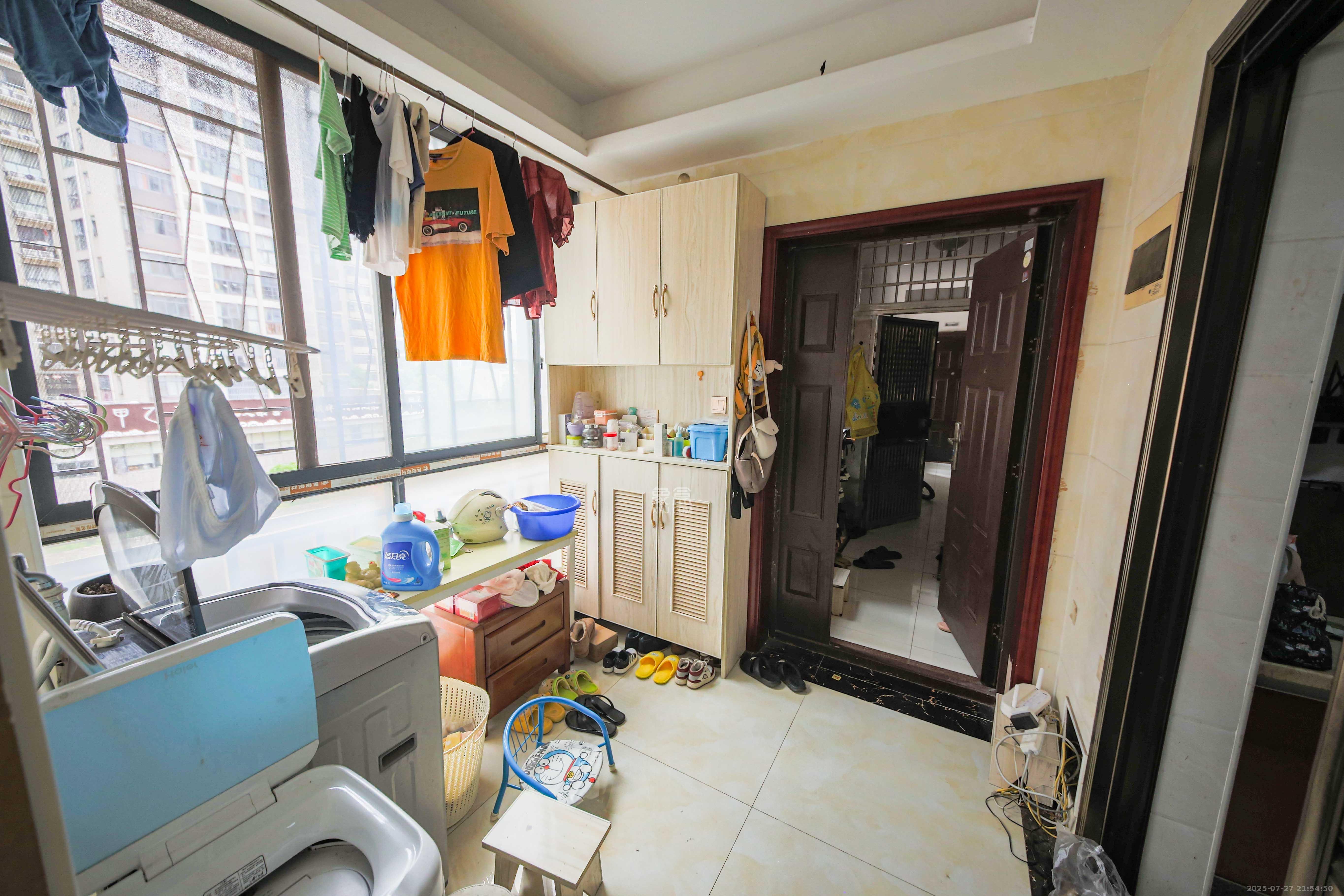 鑫远湘府逸园  3室2厅1卫    63.8万 鑫远湘府逸园  3室2厅1卫    63.8万阳台