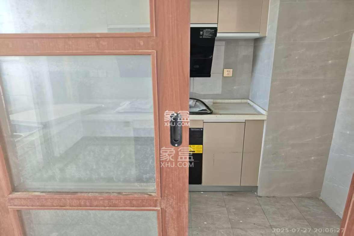 绿地长沙城际空间站(柏仕佳苑)  4室2厅2卫    4200.0元/月 绿地长沙城际空间站(柏仕佳苑)  4室2厅2卫    4200.0元/月室内图