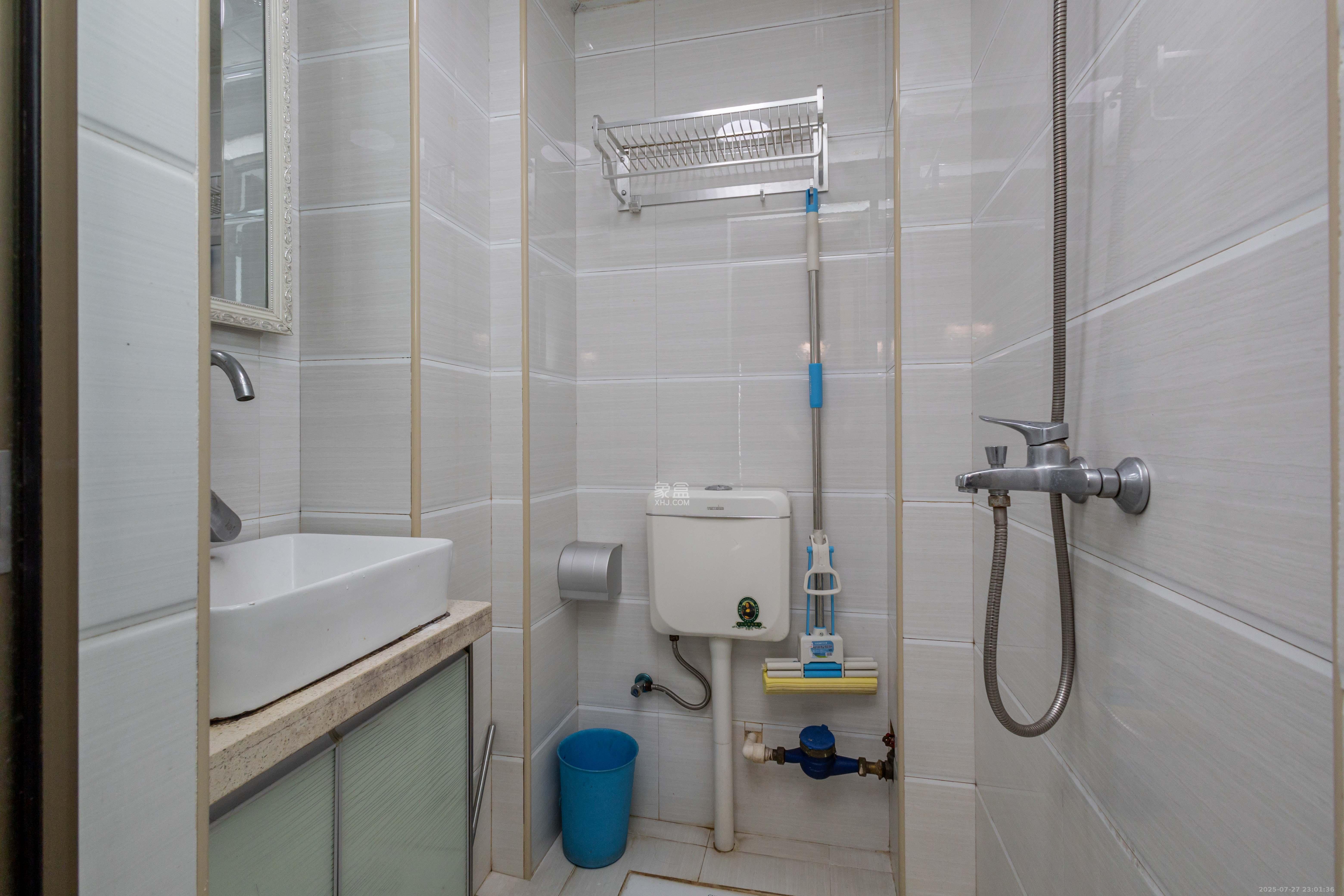 海德公园  1室1厅1卫    19.8万 海德公园  1室1厅1卫    19.8万卫生间