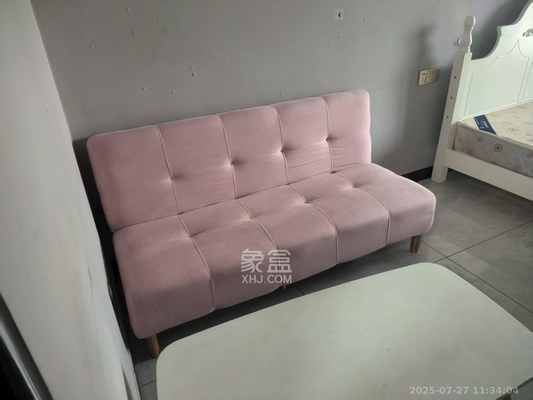 中海新城熙岸(中信新城五期) 3室2厅2卫 1300.0元/月 中海新城熙岸(中信新城五期) 3室2厅2卫 1300.0元/月室内图