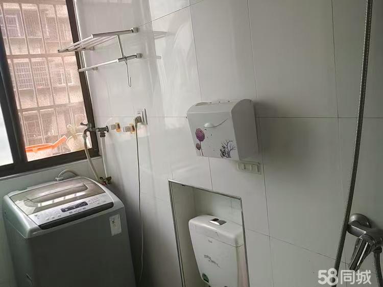 公园社区(青山小区) 2室1厅1卫 500.0元/月 公园社区(青山小区) 2室1厅1卫 500.0元/月室内图