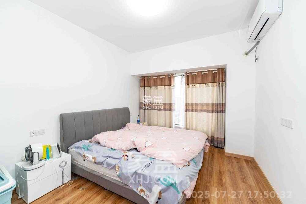 创世纪广场 1室0厅0卫 2500.0元/月 创世纪广场 1室0厅0卫 2500.0元/月室内图