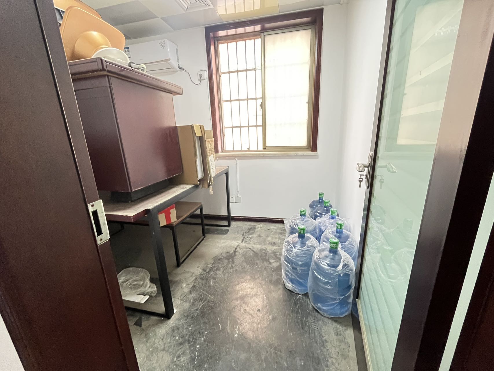 时代广场  4室2厅2卫    4800.0元/月 时代广场  4室2厅2卫    4800.0元/月室内图