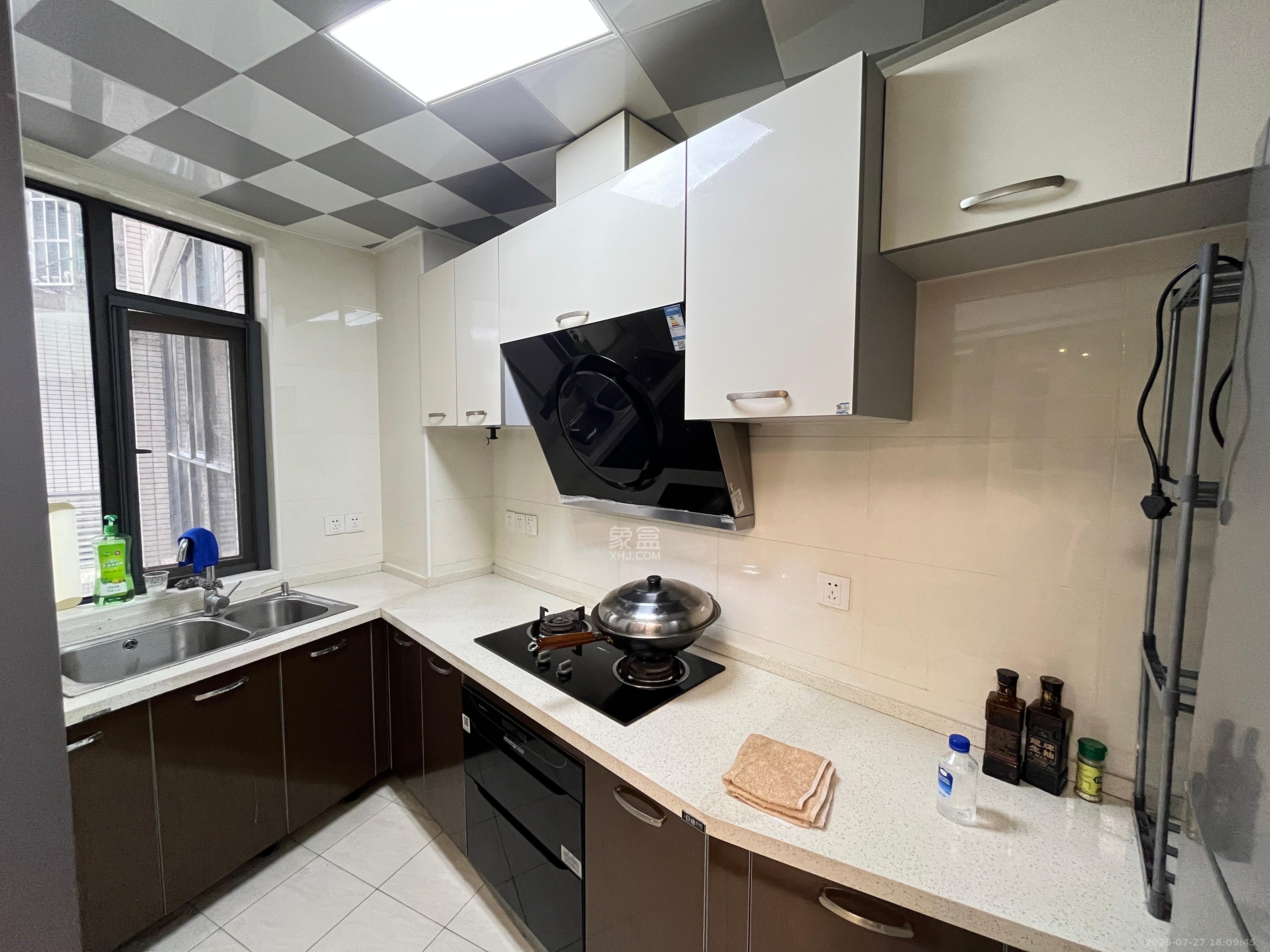 西城龙庭  4室2厅2卫    4000.0元/月室内图