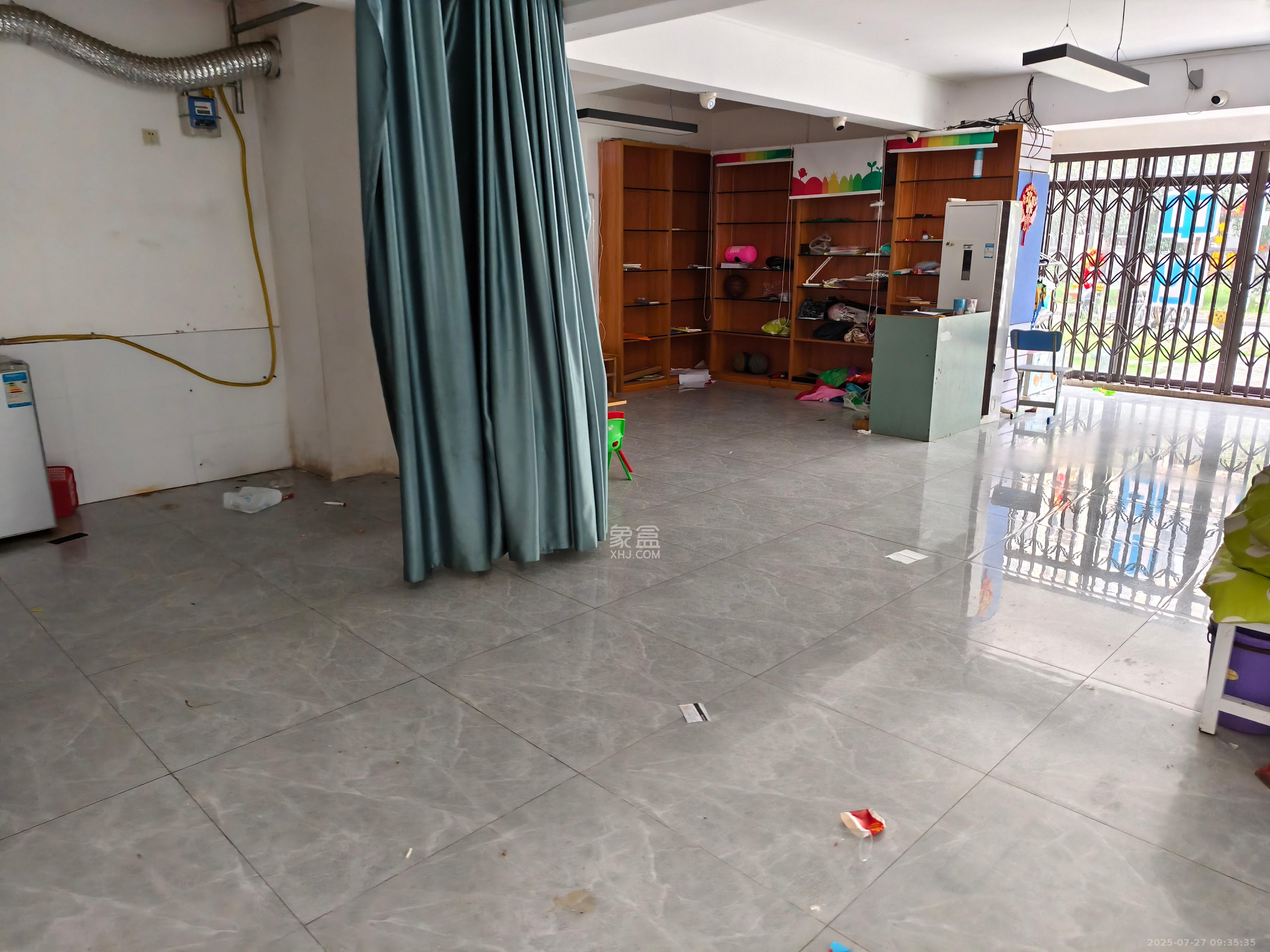 惟盛园  4室2厅2卫    3800.0元/月室内图