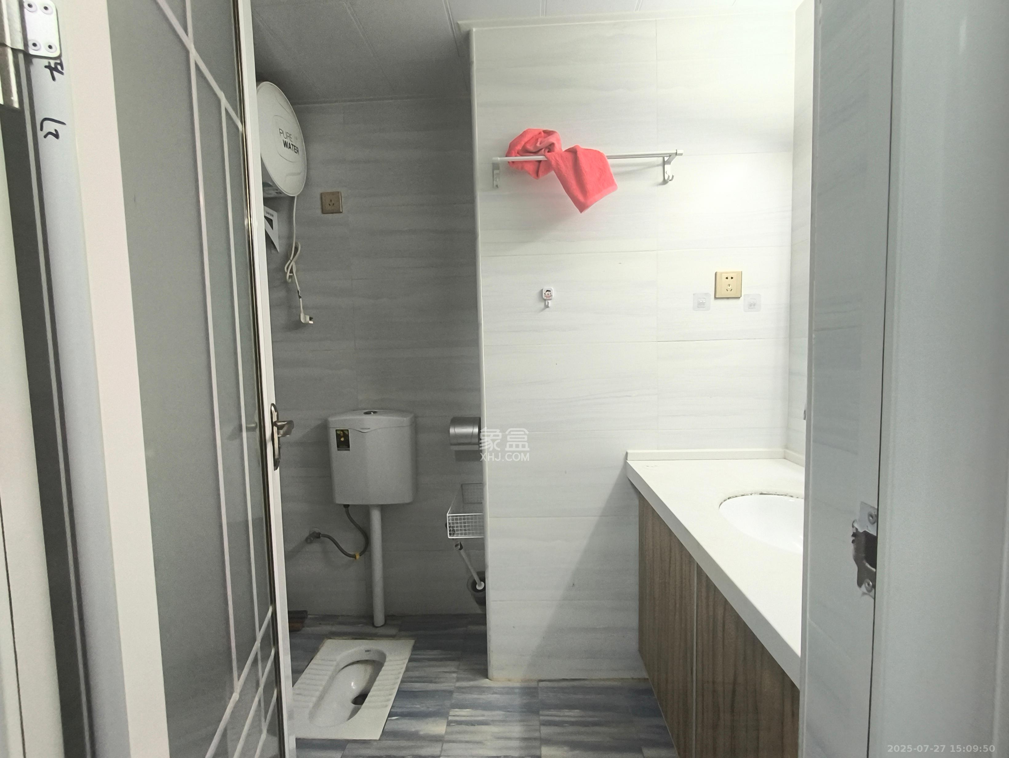 高升时代广场(冠铭商务中心) 1室1厅1卫 1100.0元/月 高升时代广场(冠铭商务中心) 1室1厅1卫 1100.0元/月室内图