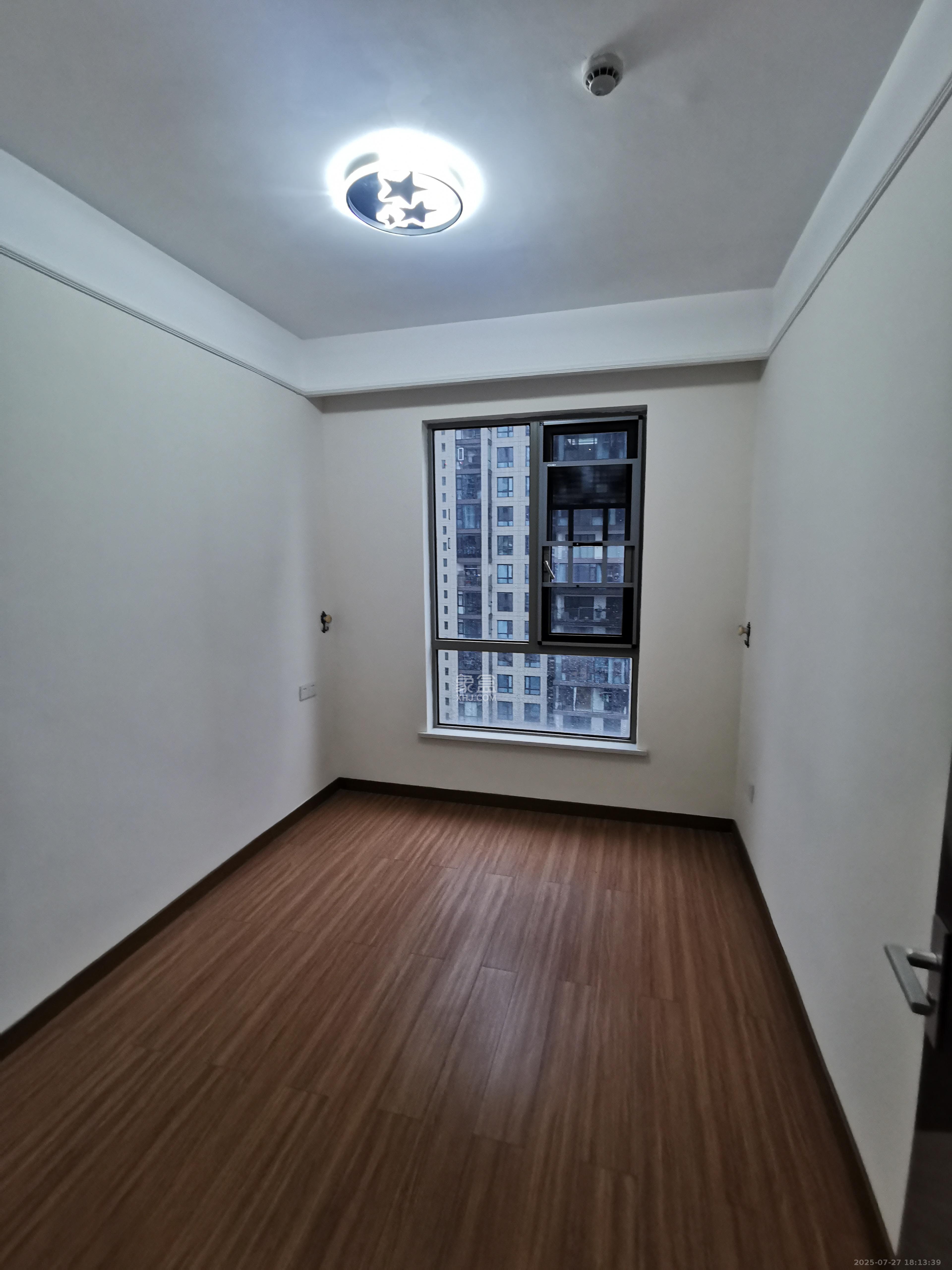 梅溪湖金茂湾 4室2厅2卫 3700.0元/月 梅溪湖金茂湾 4室2厅2卫 3700.0元/月室内图