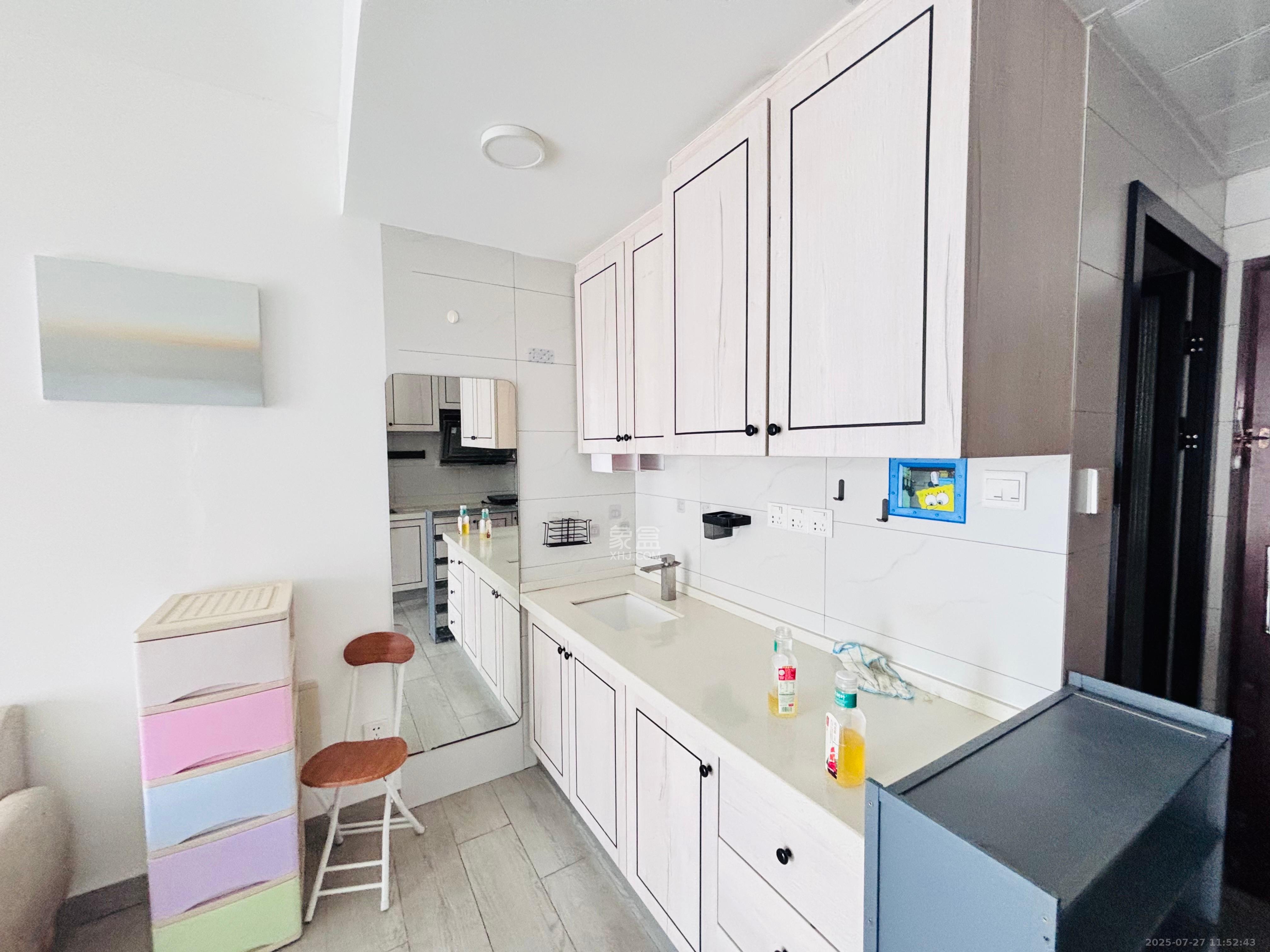 美林美寓 1室1厅1卫 1600.0元/月 美林美寓 1室1厅1卫 1600.0元/月室内图