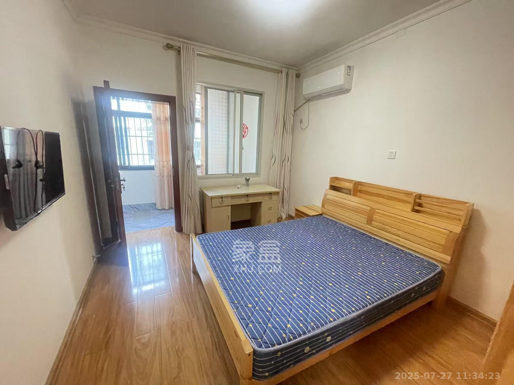 下碧湘街小区  2室1厅1卫    2100.0元/月