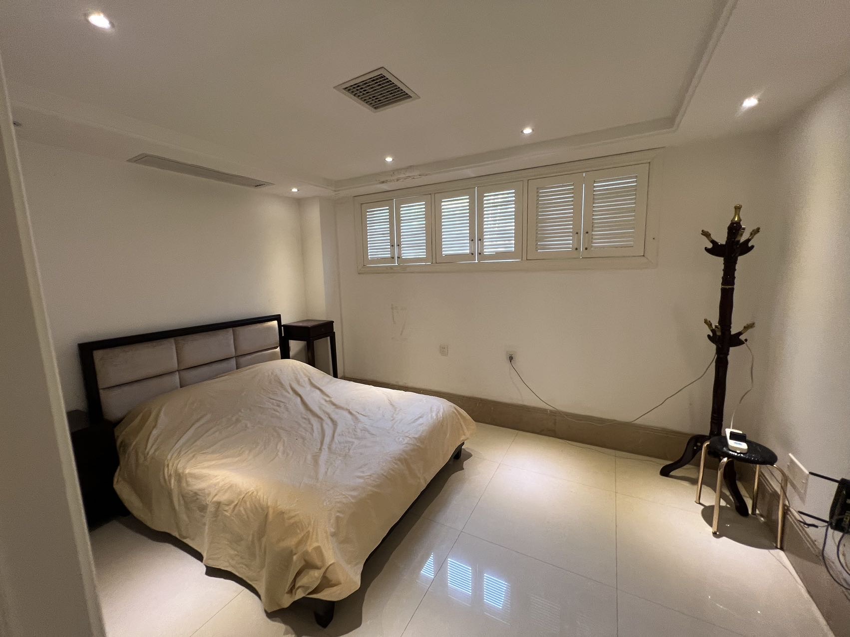 龙墅湾  6室4厅3卫    30000.0元/月 龙墅湾  6室4厅3卫    30000.0元/月室内图