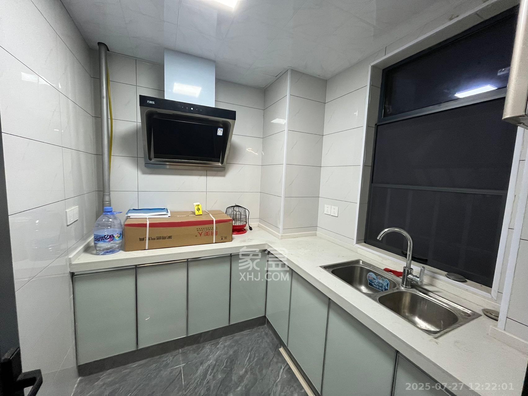 中南红领邦（红星嘉和苑）  3室2厅2卫    2600.0元/月室内图