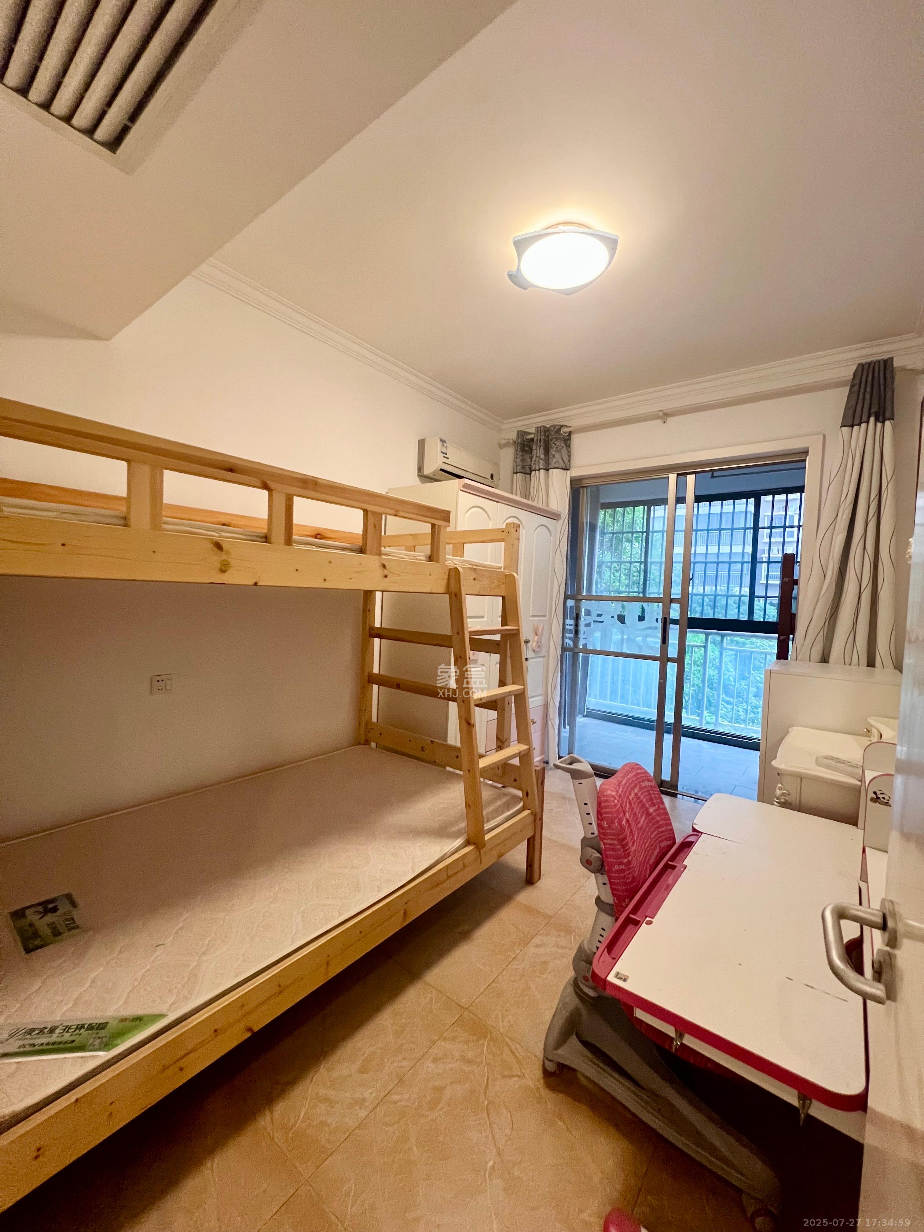 湘瑞嘉园  4室2厅2卫    2800.0元/月 湘瑞嘉园  4室2厅2卫    2800.0元/月室内图