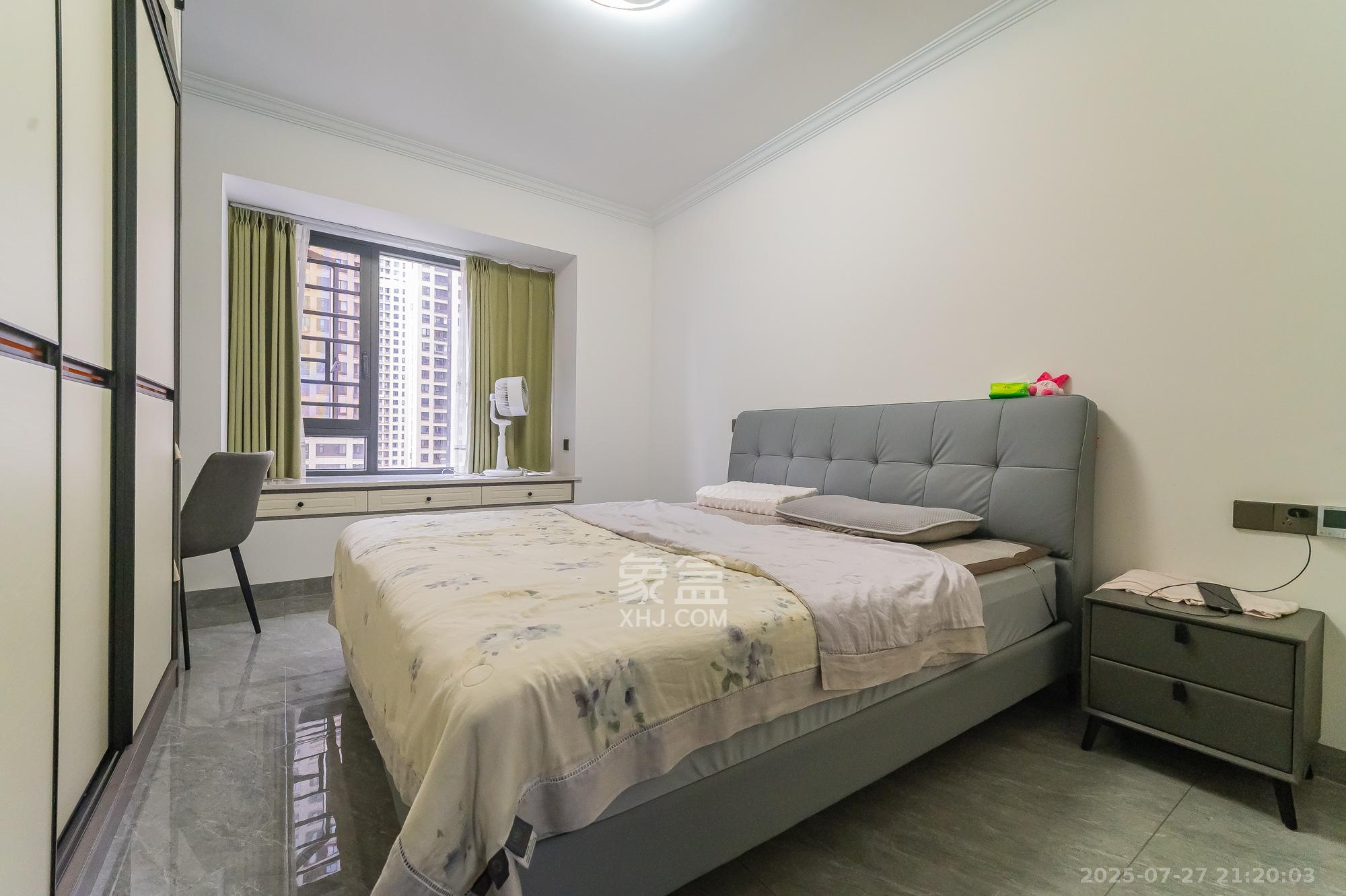 旭辉美的东樾城  4室2厅2卫    158.0万卧室