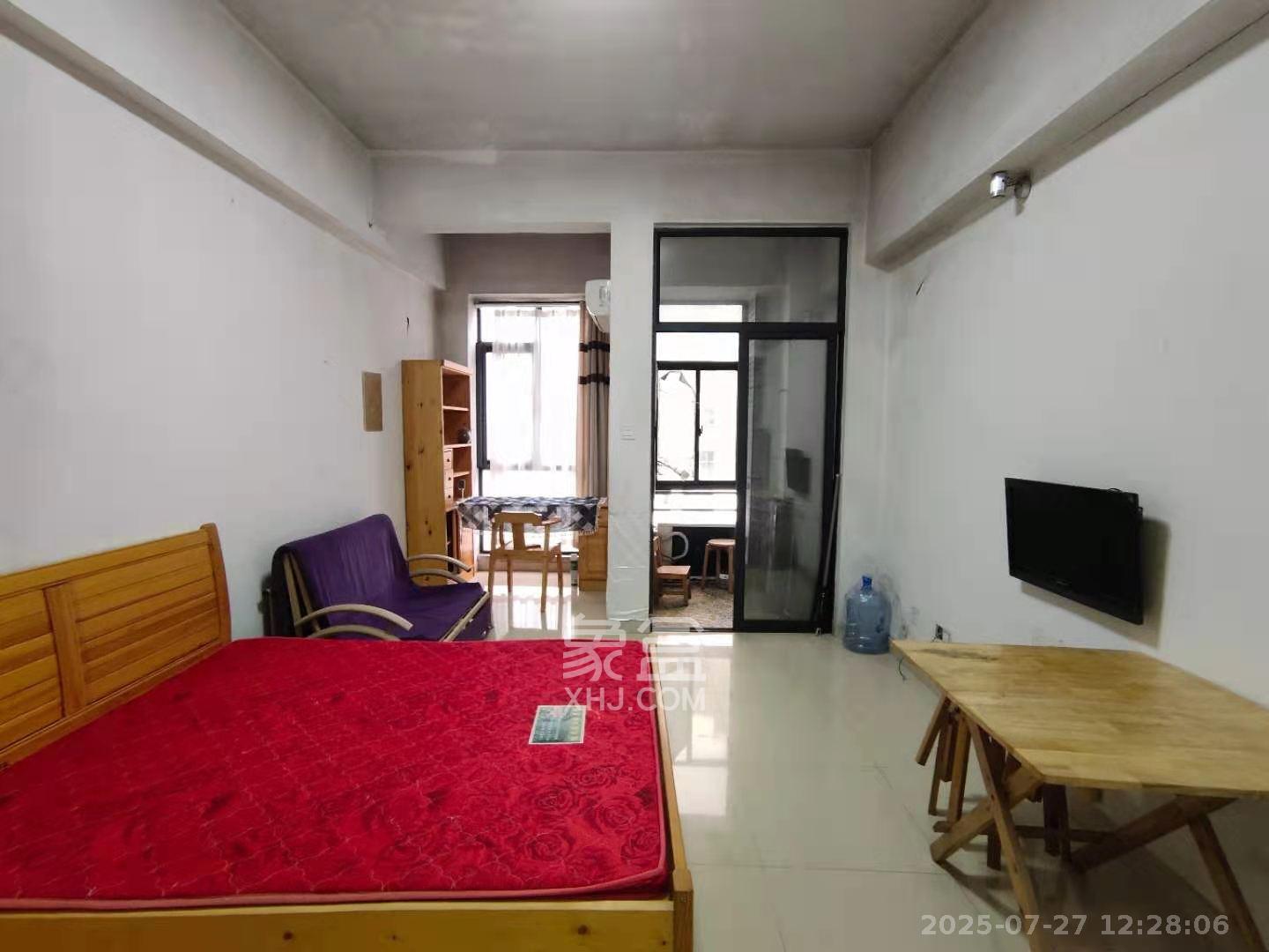 长房时代城  1室1厅1卫    1500.0元/月户型图