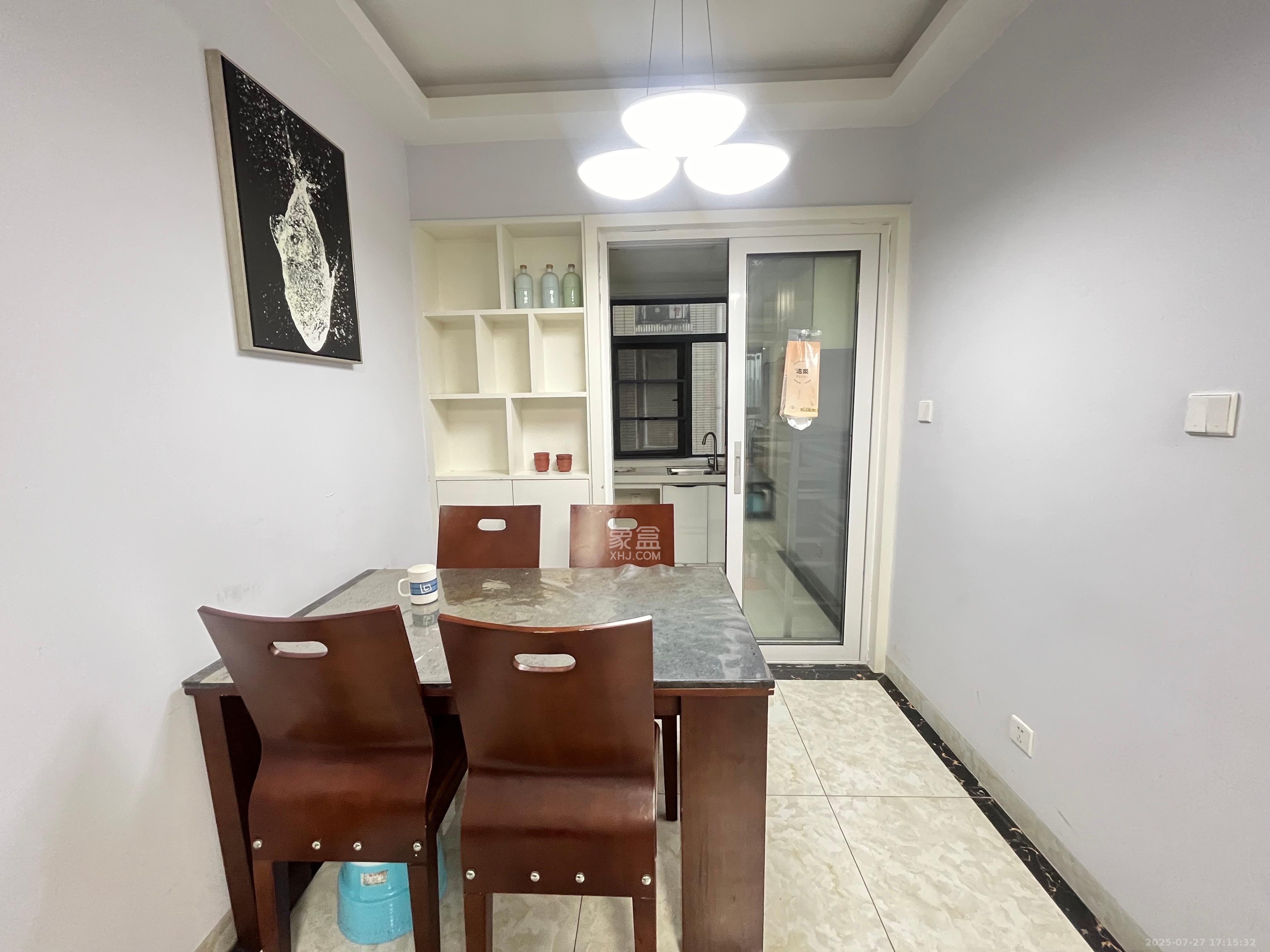 湘水熙园 4室2厅1卫 3300.0元/月 湘水熙园 4室2厅1卫 3300.0元/月室内图