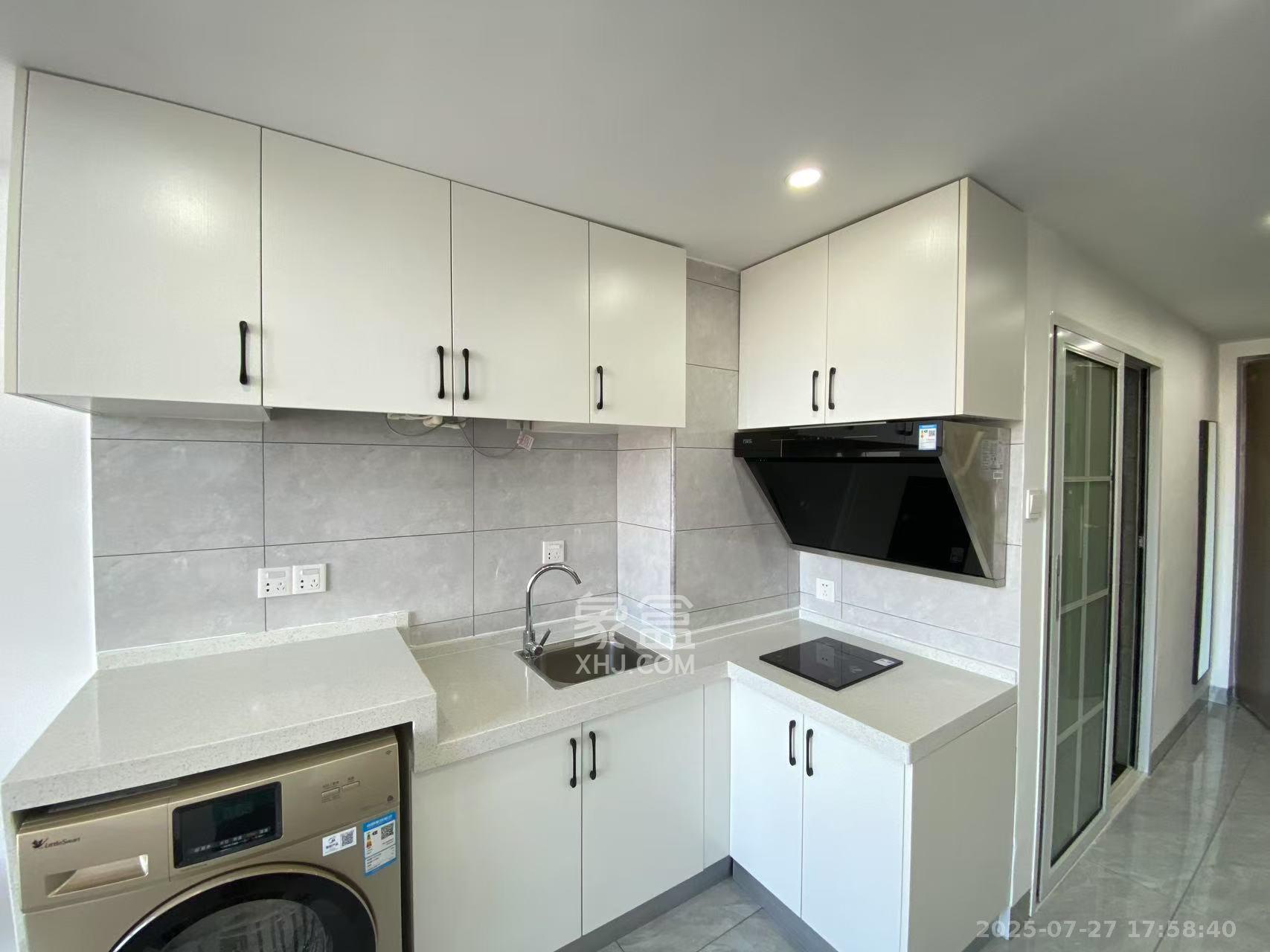 弘坤云寓  1室1厅1卫    2400.0元/月室内图