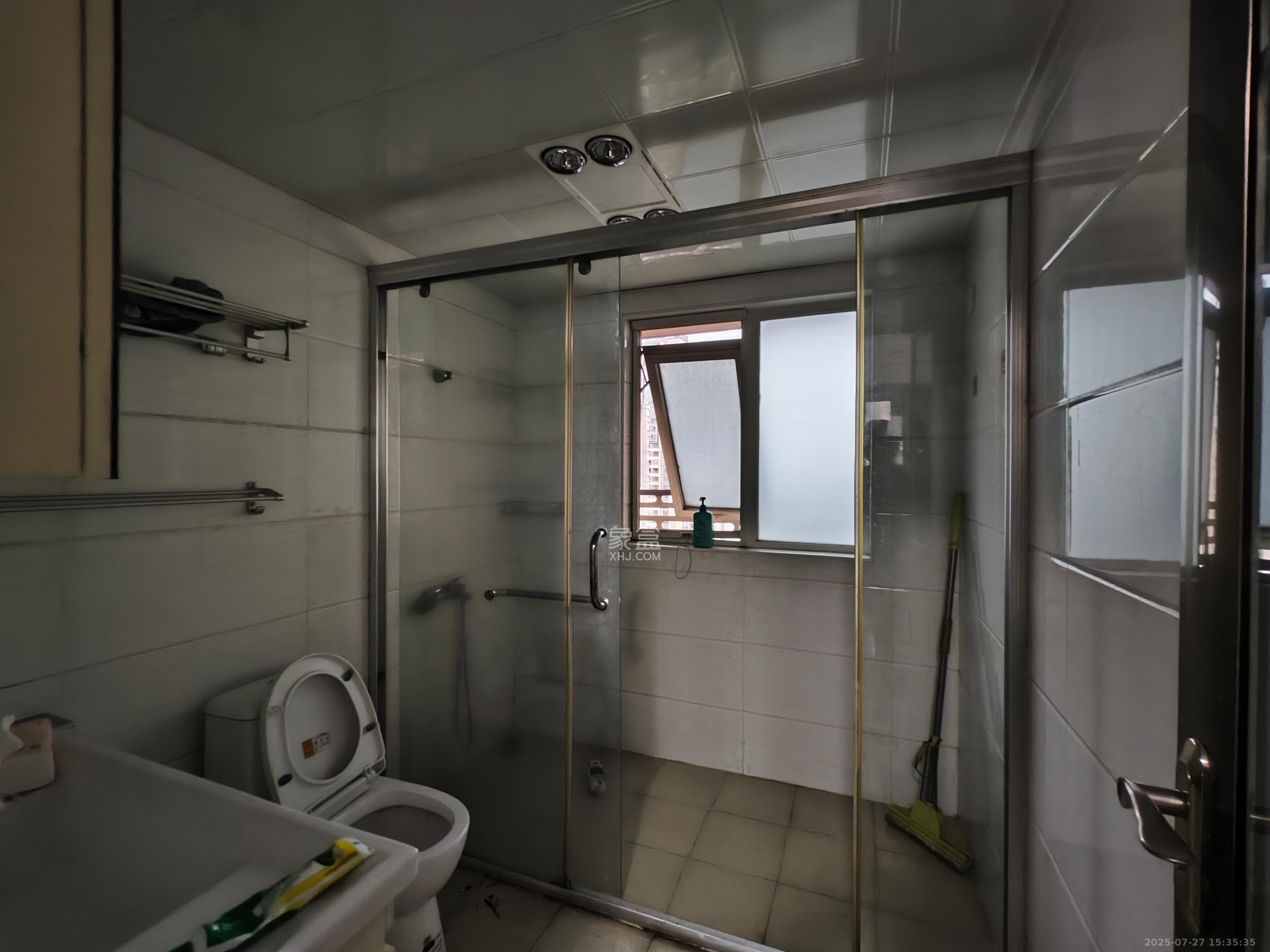 北辰三角洲E3区 4室2厅2卫 3800.0元/月 北辰三角洲E3区 4室2厅2卫 3800.0元/月室内图