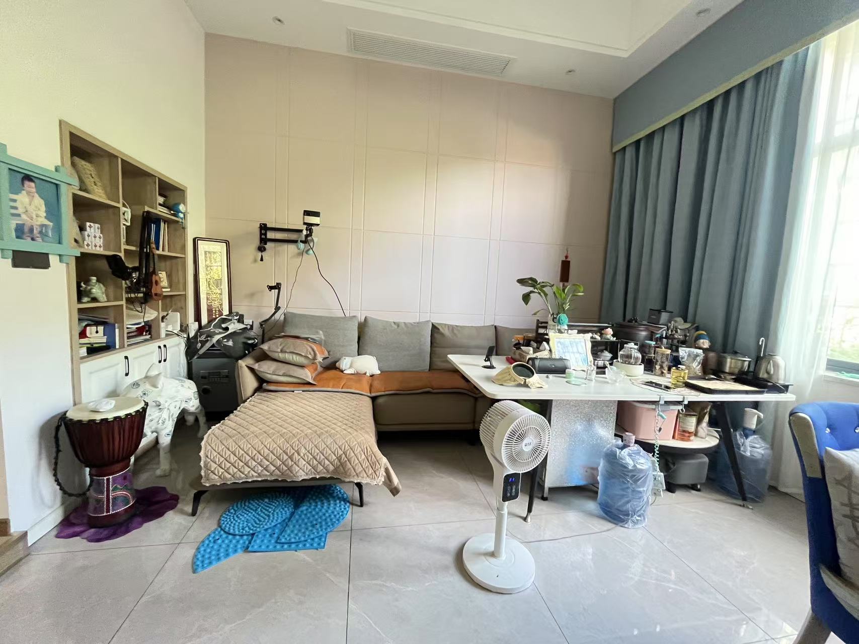 时代华府  1室2厅1卫    30.8万室内图