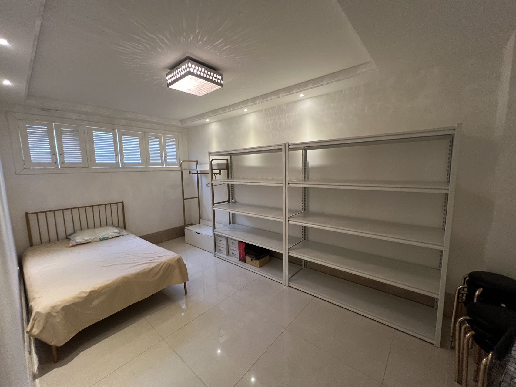 龙墅湾  6室4厅3卫    30000.0元/月 龙墅湾  6室4厅3卫    30000.0元/月室内图