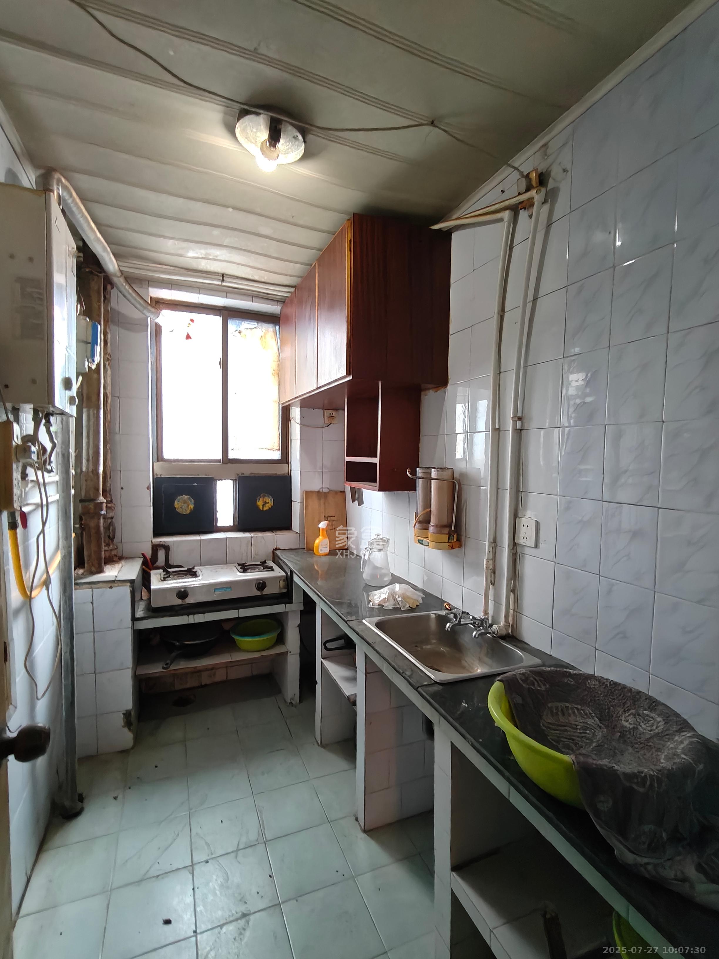 窑岭光大银行宿舍 2室1厅1卫 2000.0元/月 窑岭光大银行宿舍 2室1厅1卫 2000.0元/月室内图