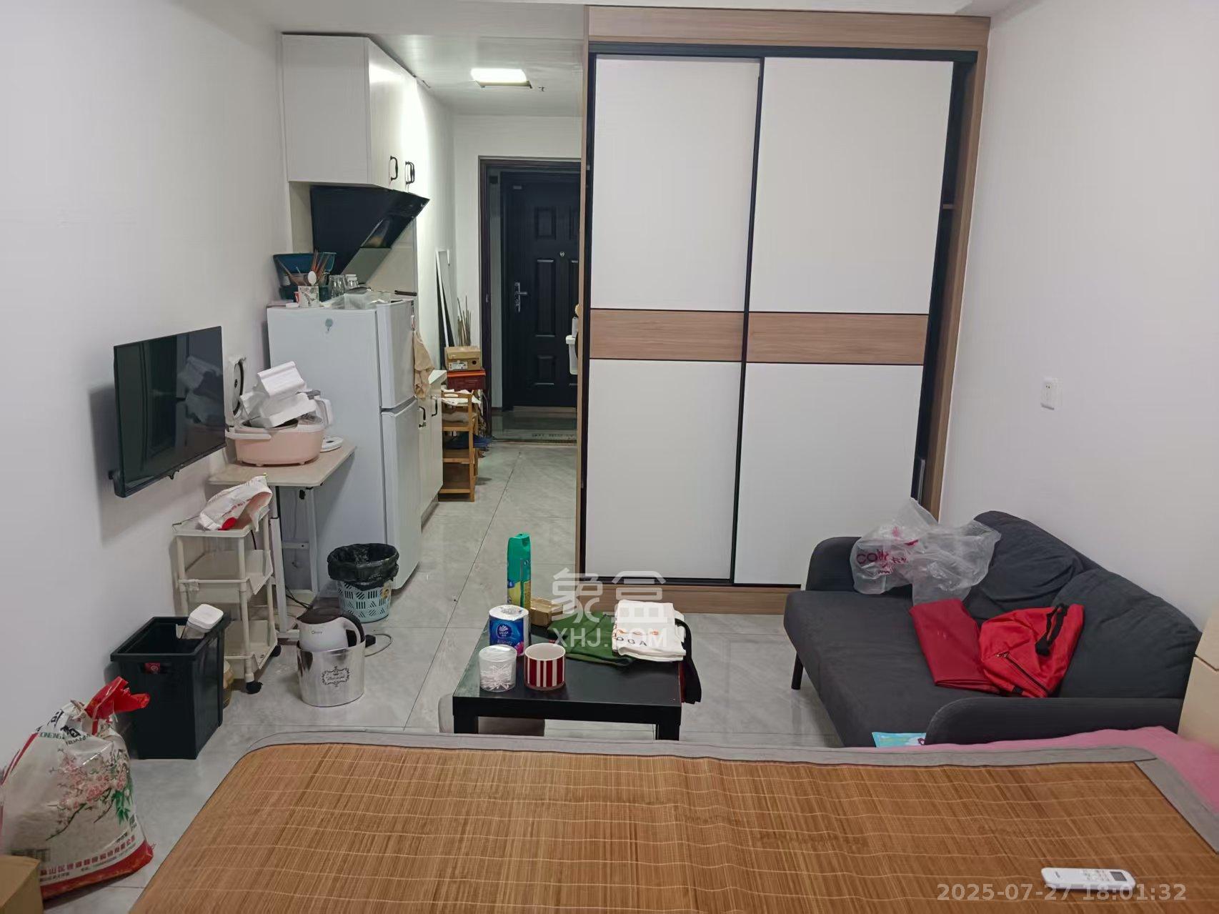 保利麓谷林语I区  1室0厅1卫    1400.0元/月室内图