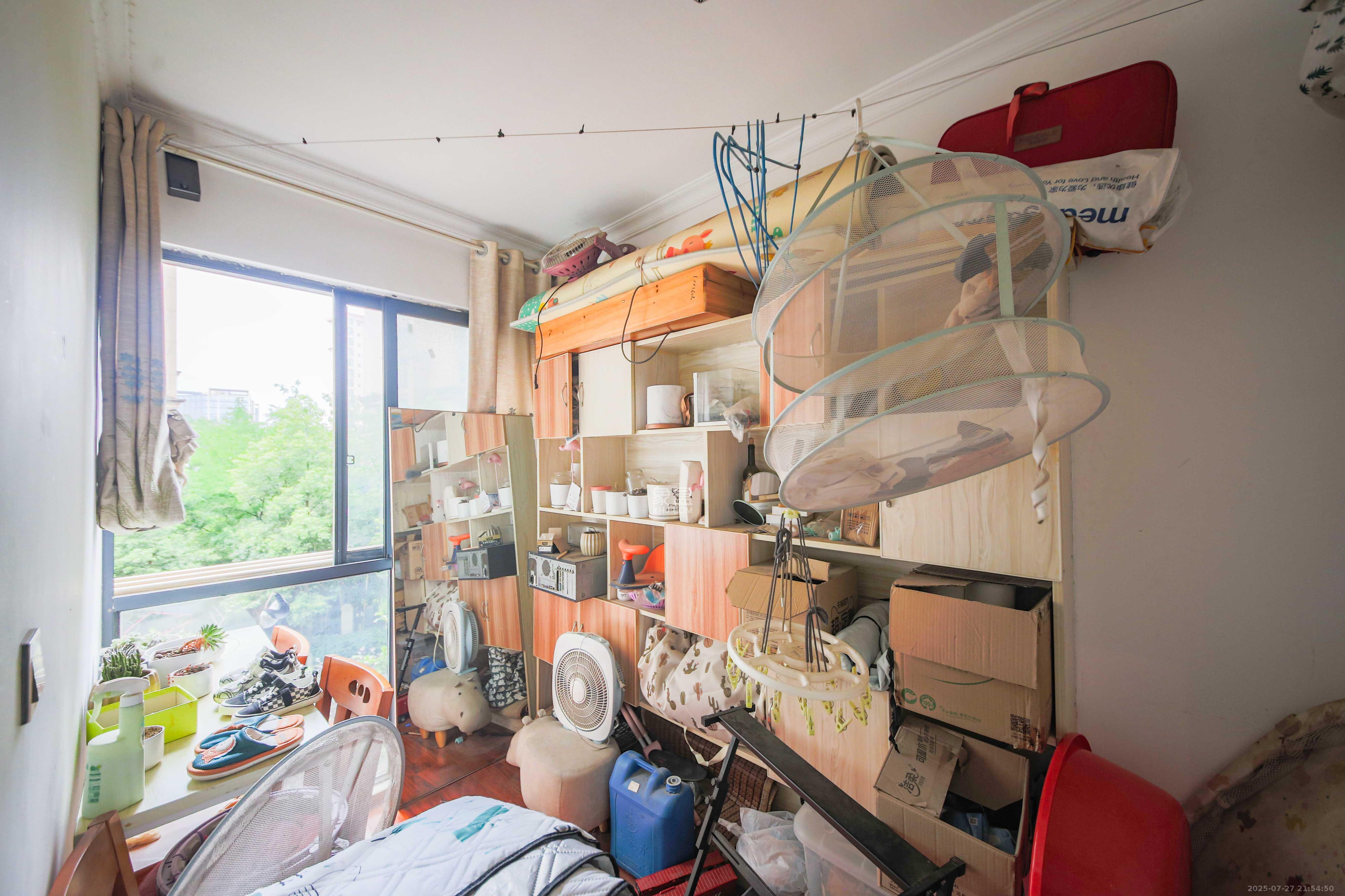 鑫远湘府逸园  3室2厅1卫    63.8万 鑫远湘府逸园  3室2厅1卫    63.8万卧室